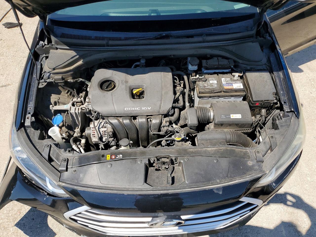 2018 Hyundai Elantra Sel Black vin: 5NPD84LFXJH335045