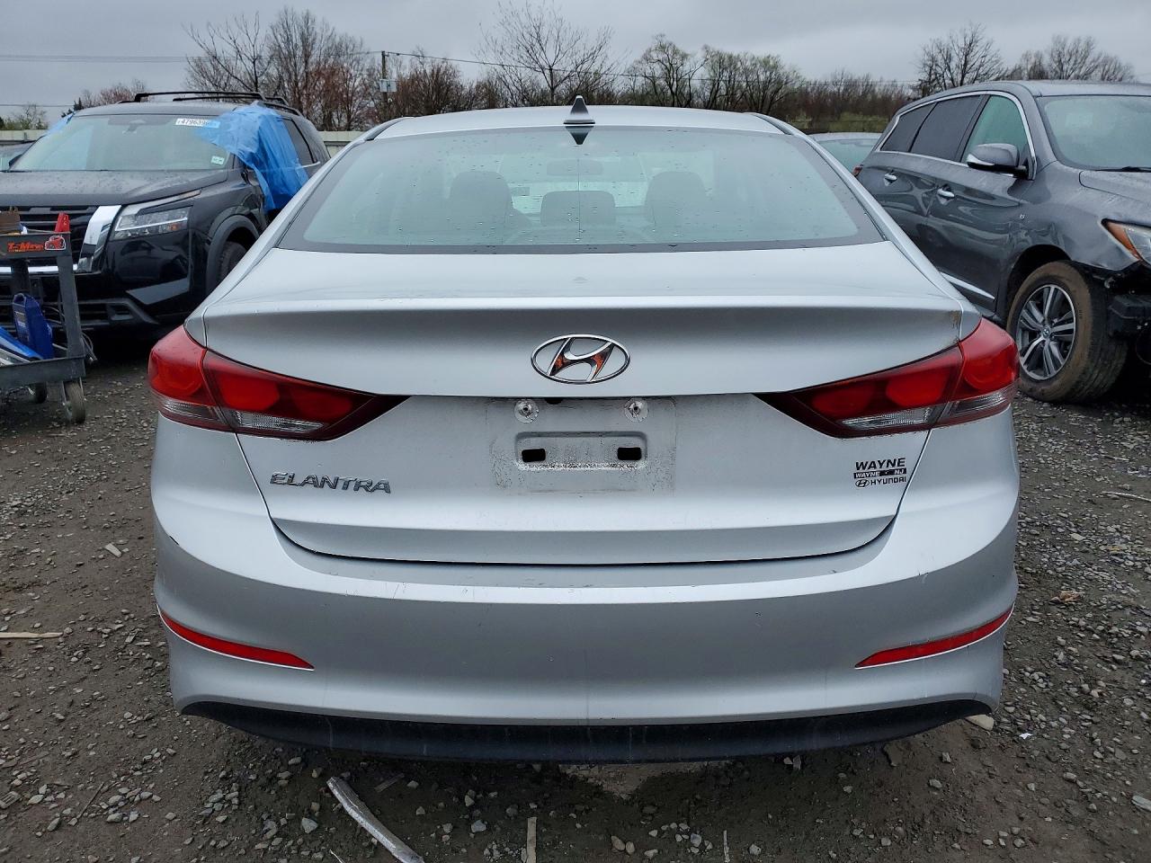2018 Hyundai Elantra Sel Silver vin: 5NPD84LFXJH343968