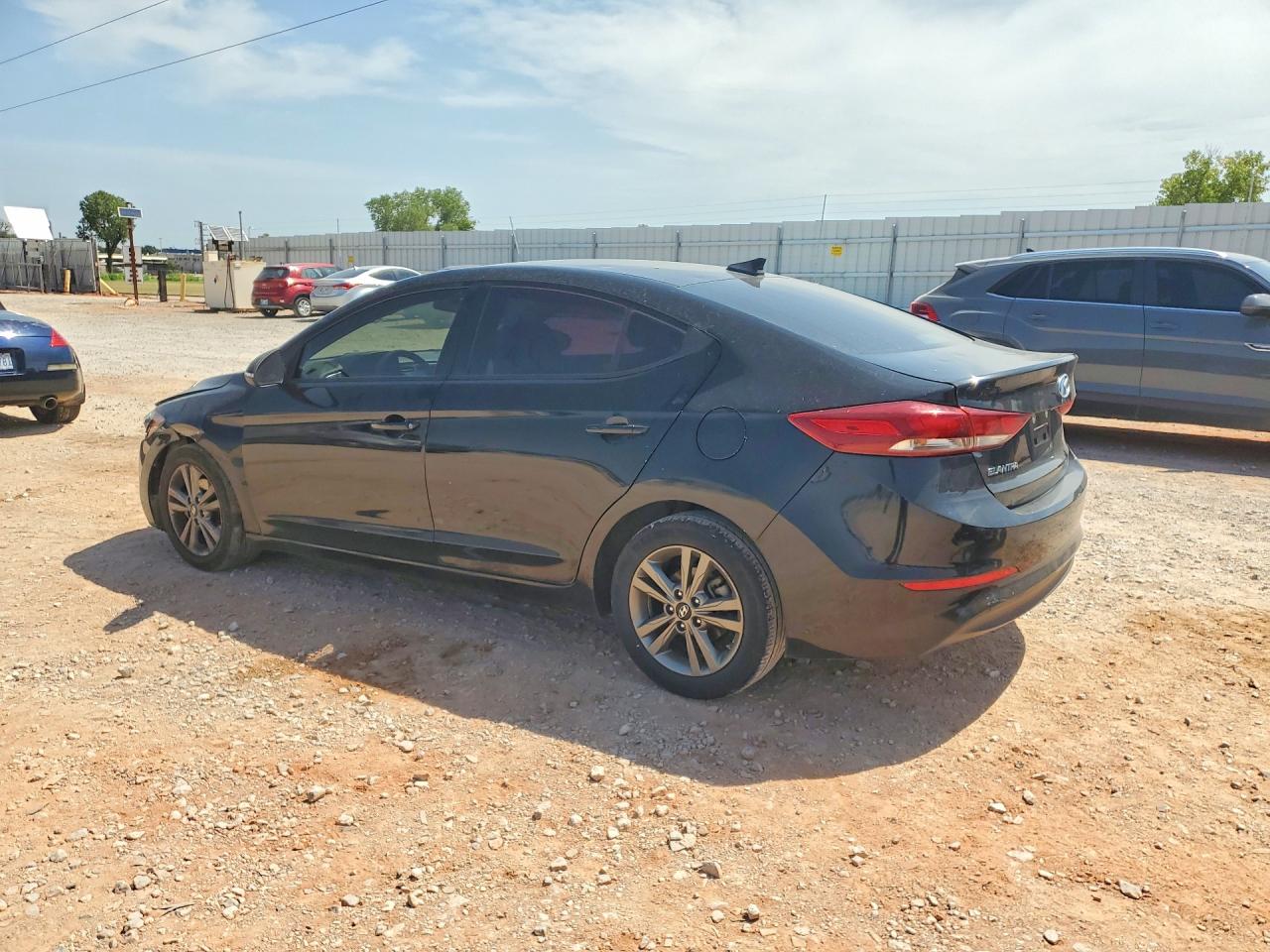 2018 Hyundai Elantra Sel Black vin: 5NPD84LFXJH387842
