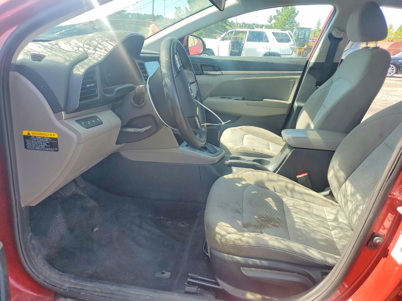 2019 Hyundai Elantra Sel Red vin: 5NPD84LFXKH410327