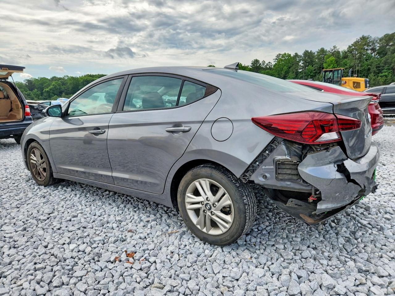2019 Hyundai Elantra Sel Gray vin: 5NPD84LFXKH419819