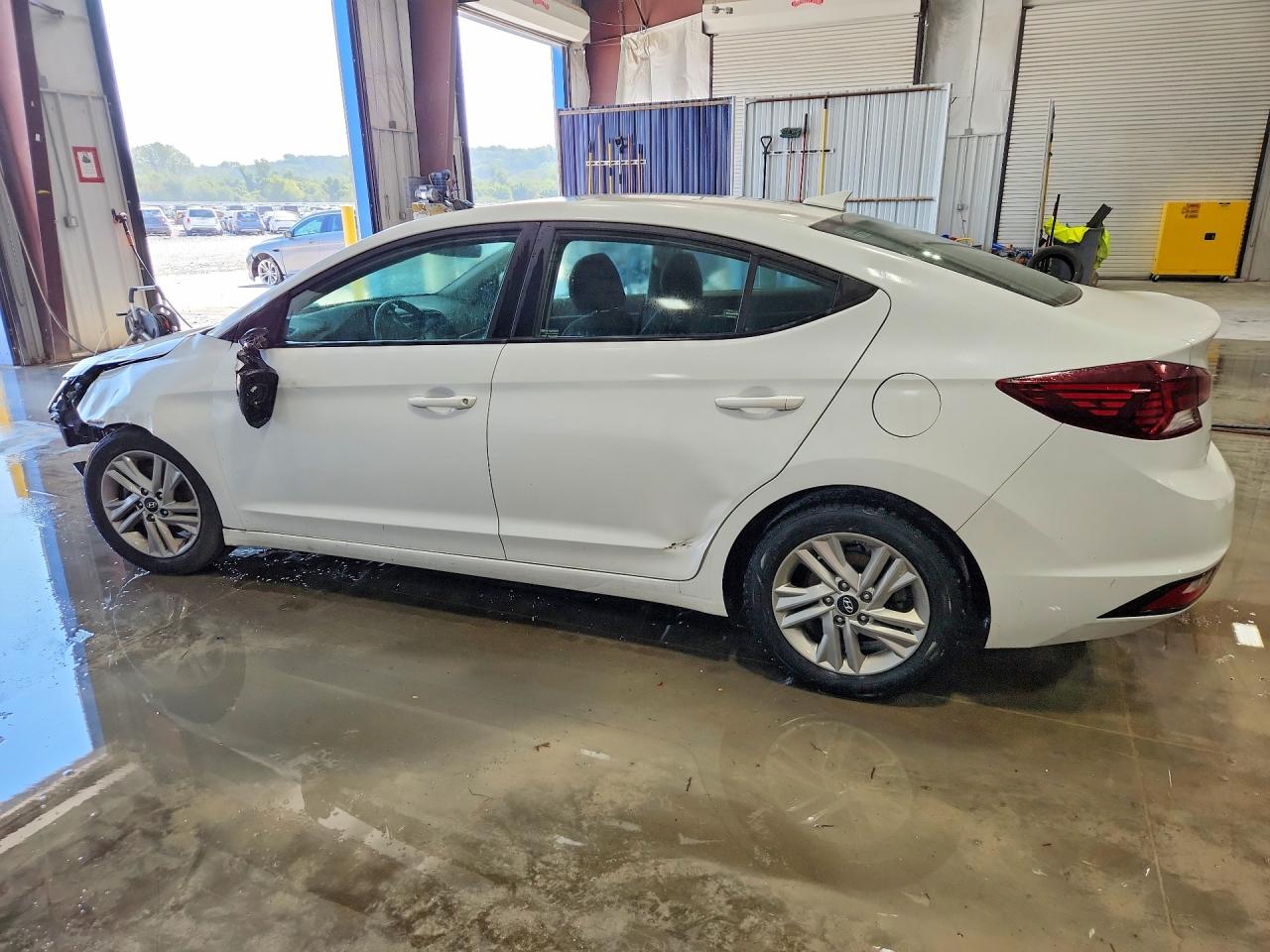 2020 Hyundai Elantra Sel White vin: 5NPD84LFXLH598591
