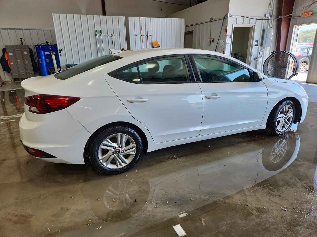 2020 Hyundai Elantra Sel White vin: 5NPD84LFXLH598591