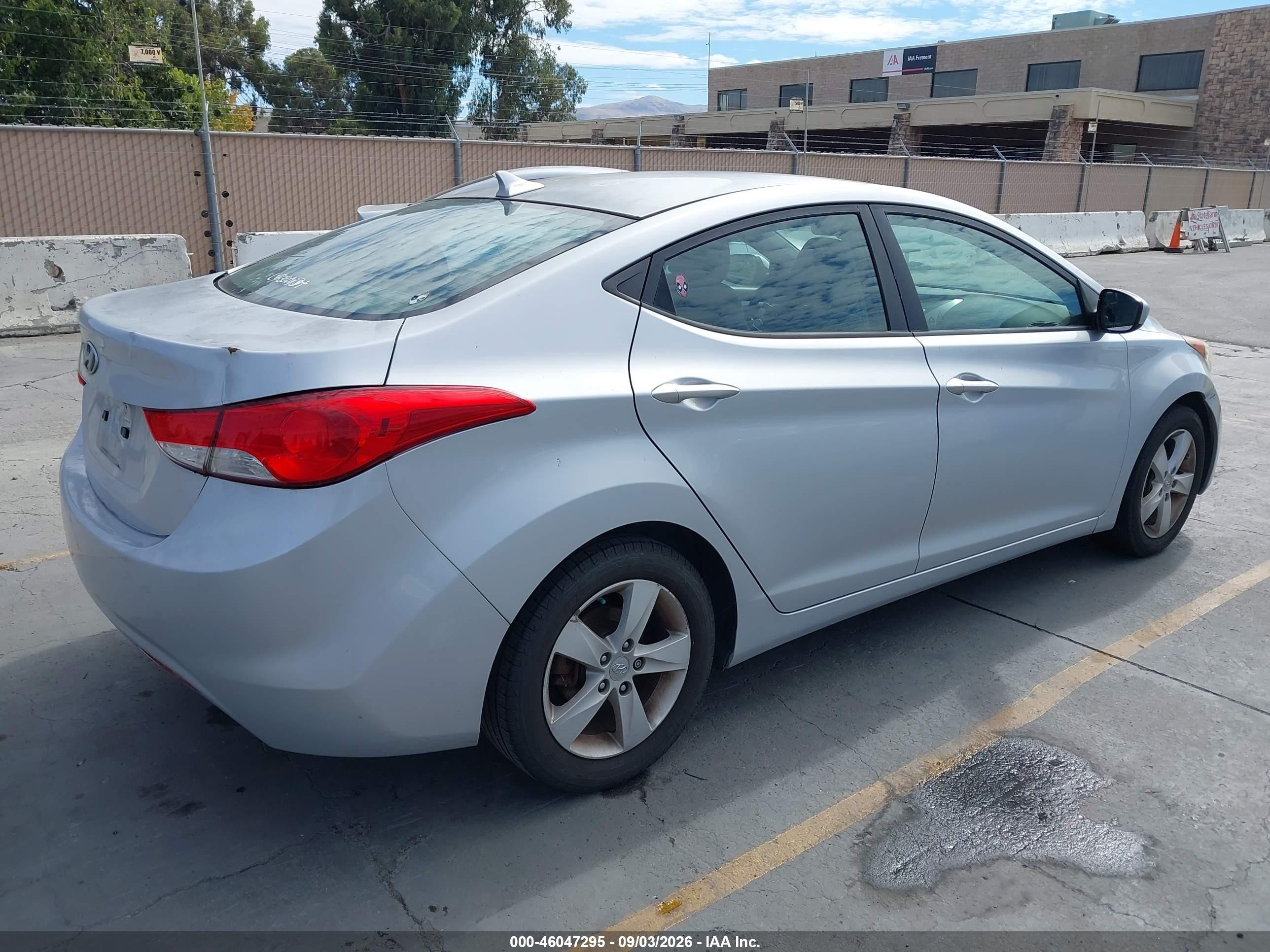 2011 Hyundai Elantra Gls Silver vin: 5NPDH4AE0BH001876