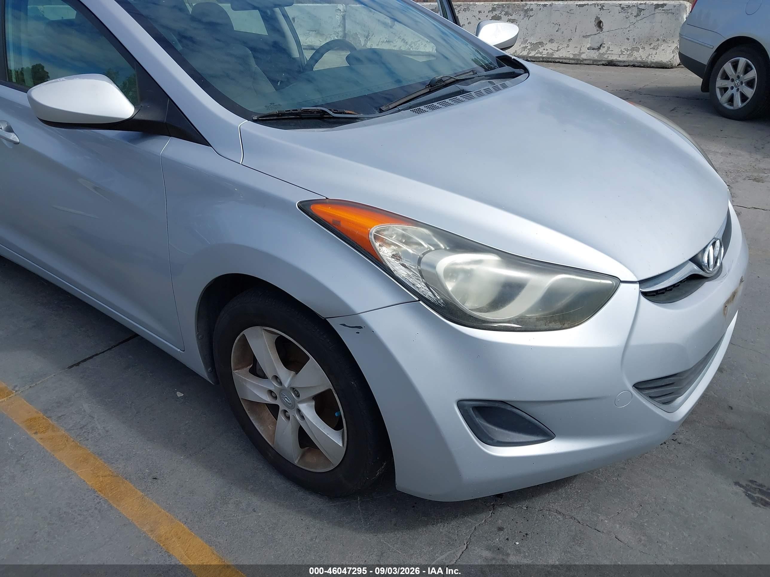2011 Hyundai Elantra Gls Silver vin: 5NPDH4AE0BH001876