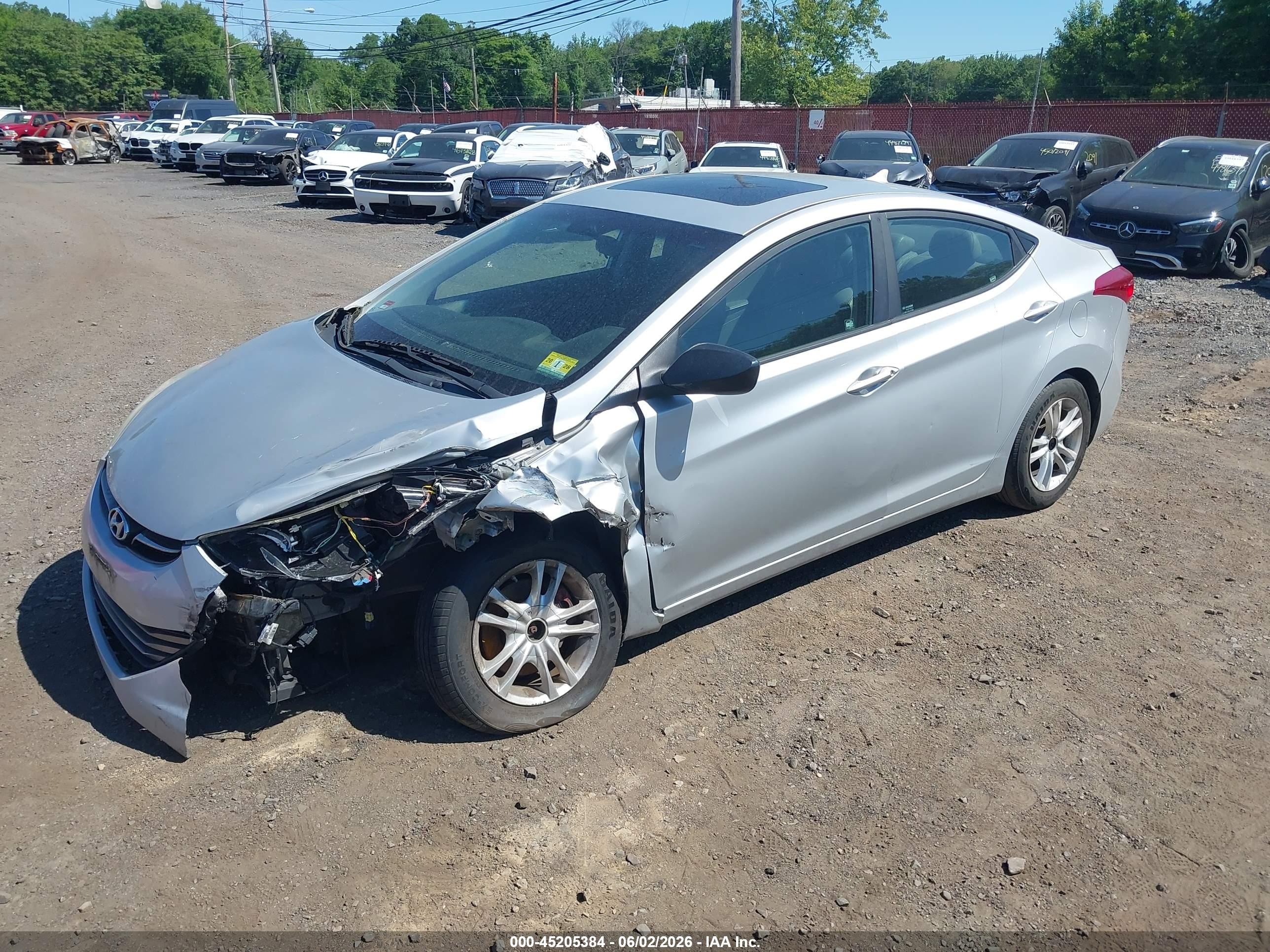 2011 Hyundai Elantra Limited Silver vin: 5NPDH4AE0BH020735