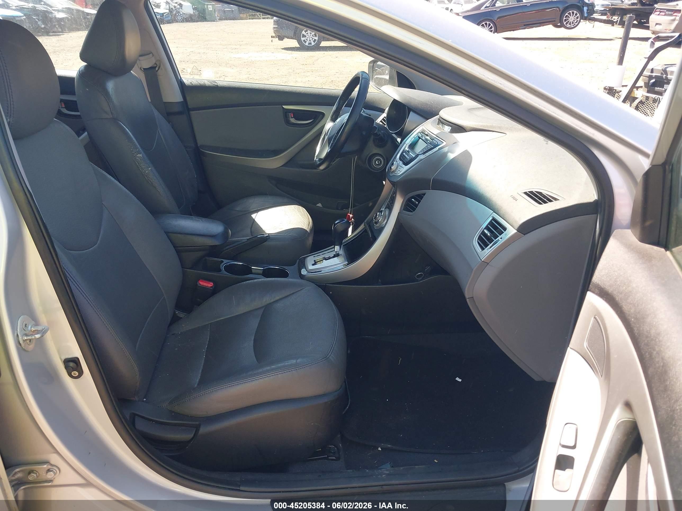2011 Hyundai Elantra Limited Silver vin: 5NPDH4AE0BH020735