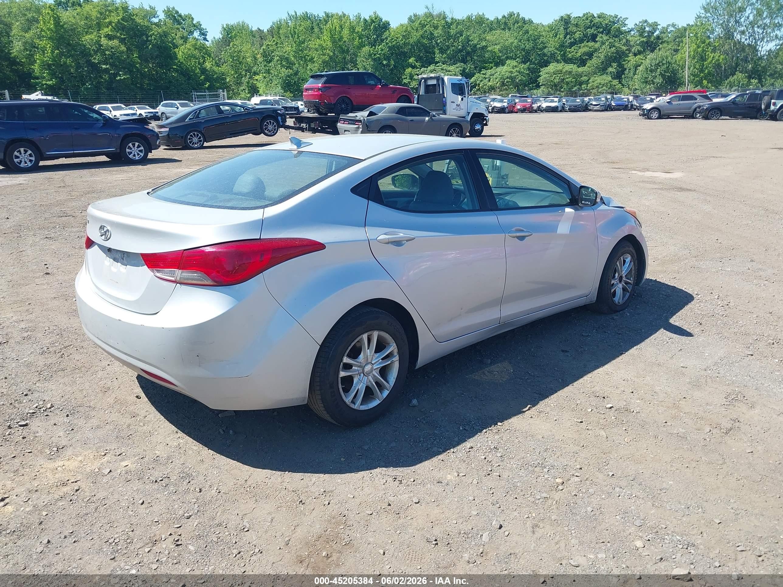 2011 Hyundai Elantra Limited Silver vin: 5NPDH4AE0BH020735