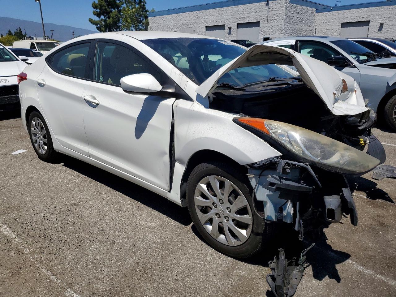 2011 Hyundai Elantra Gls White vin: 5NPDH4AE0BH029502