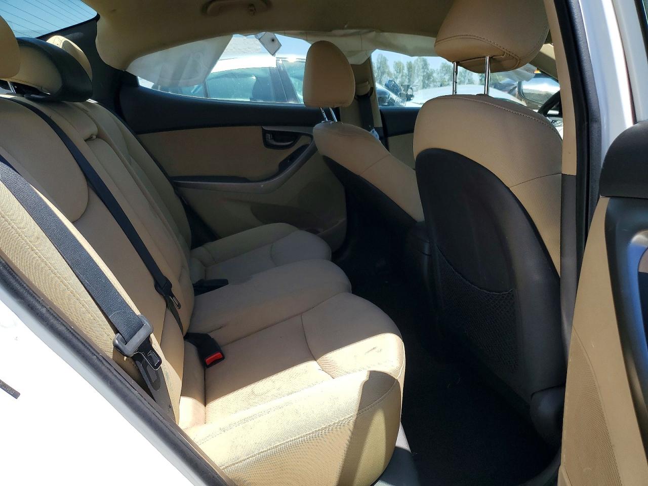 2011 Hyundai Elantra Gls White vin: 5NPDH4AE0BH029502