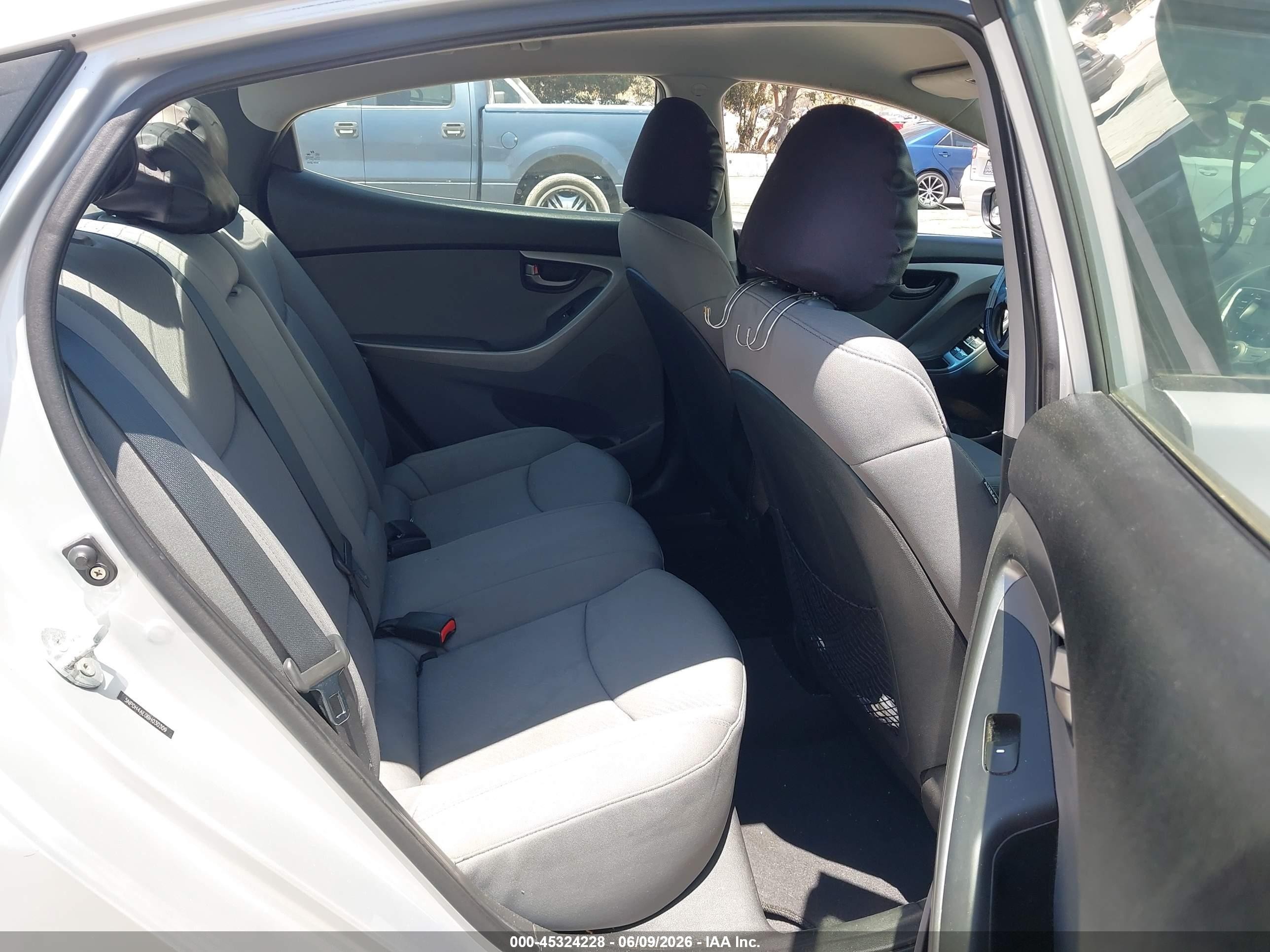 2011 Hyundai Elantra Gls Silver vin: 5NPDH4AE0BH030309