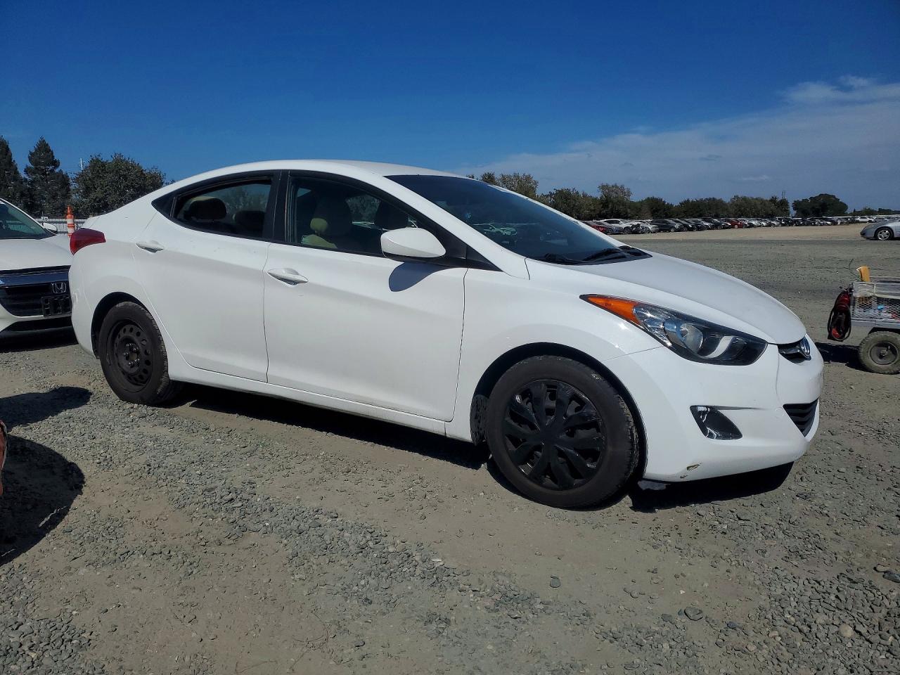 2011 Hyundai Elantra Gls White vin: 5NPDH4AE0BH050804