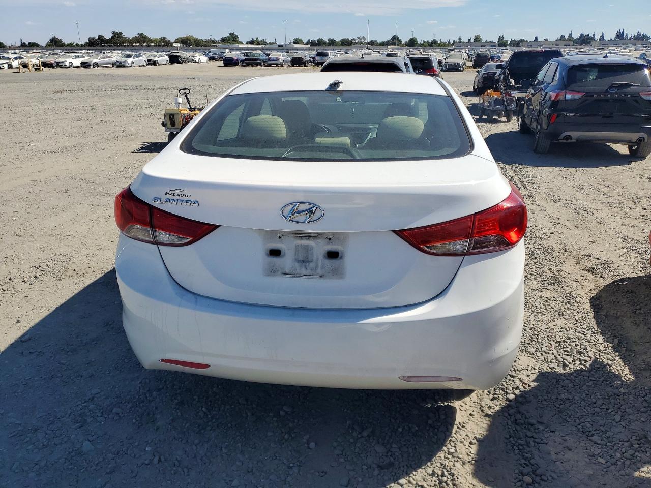 2011 Hyundai Elantra Gls White vin: 5NPDH4AE0BH050804