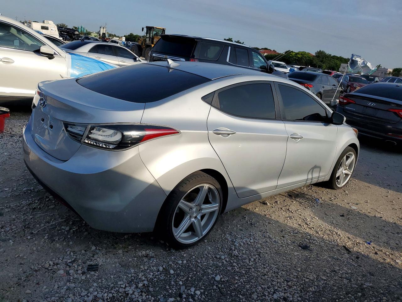 2011 Hyundai Elantra Gls Silver vin: 5NPDH4AE0BH052231