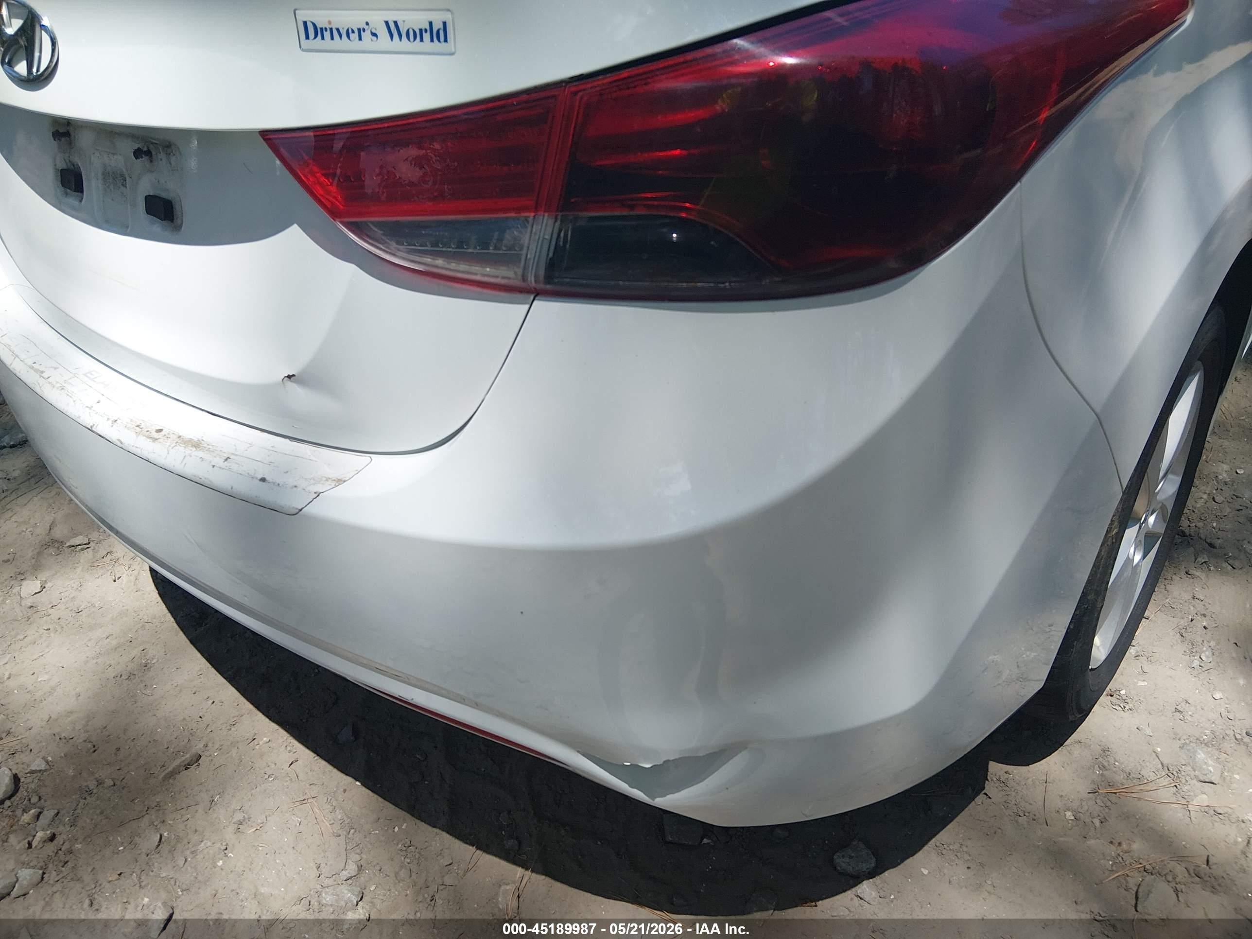 2012 Hyundai Elantra Gls White vin: 5NPDH4AE0CH064039