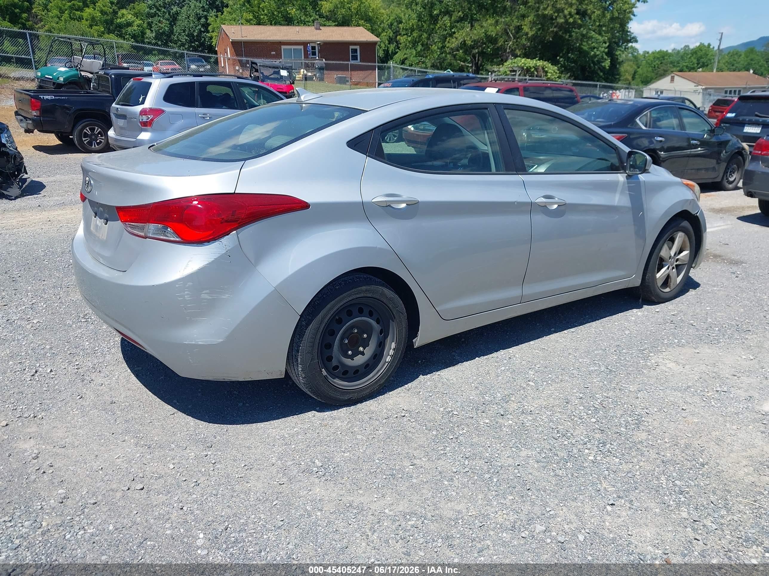 2012 Hyundai Elantra Gls Silver vin: 5NPDH4AE0CH064655