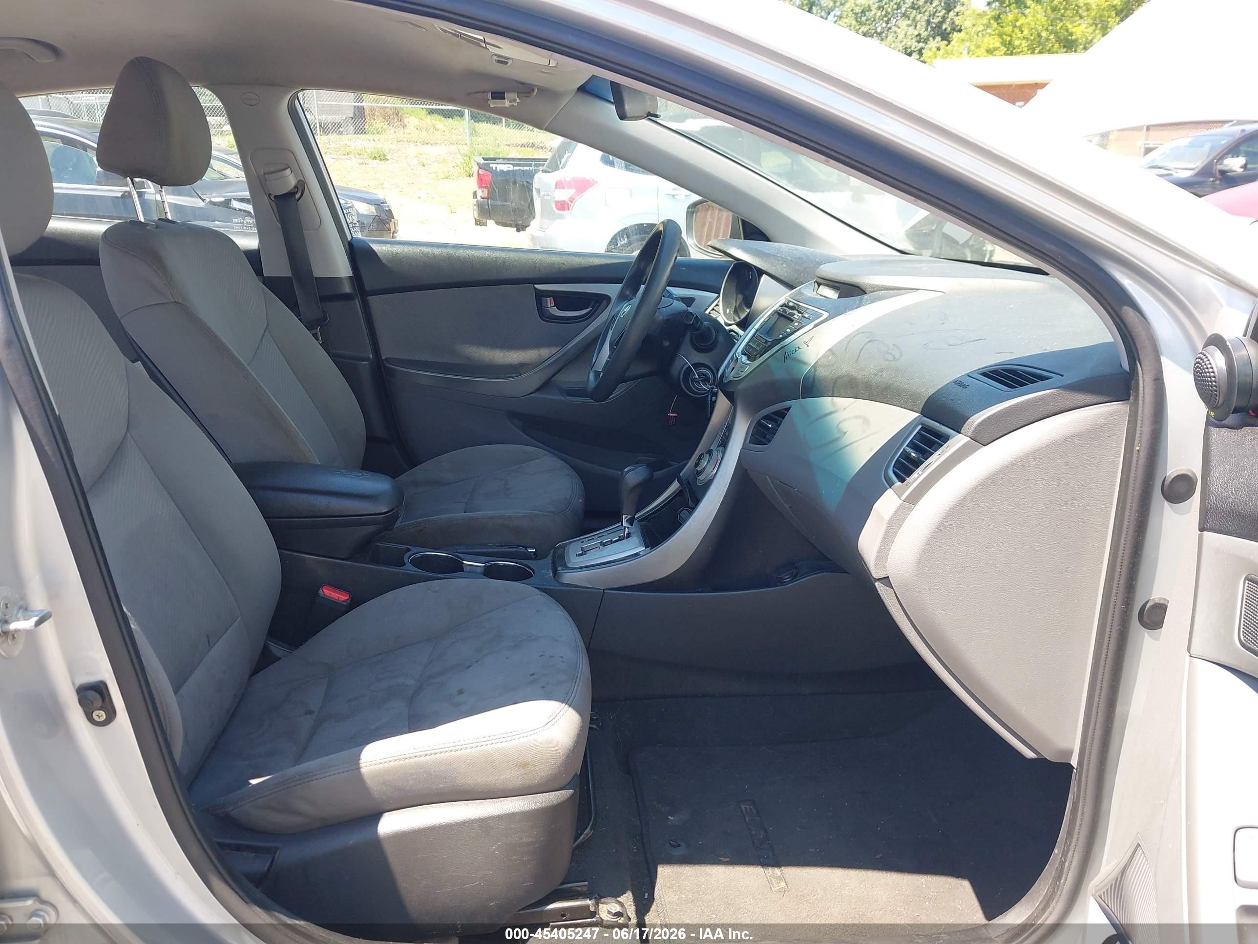 2012 Hyundai Elantra Gls Silver vin: 5NPDH4AE0CH064655
