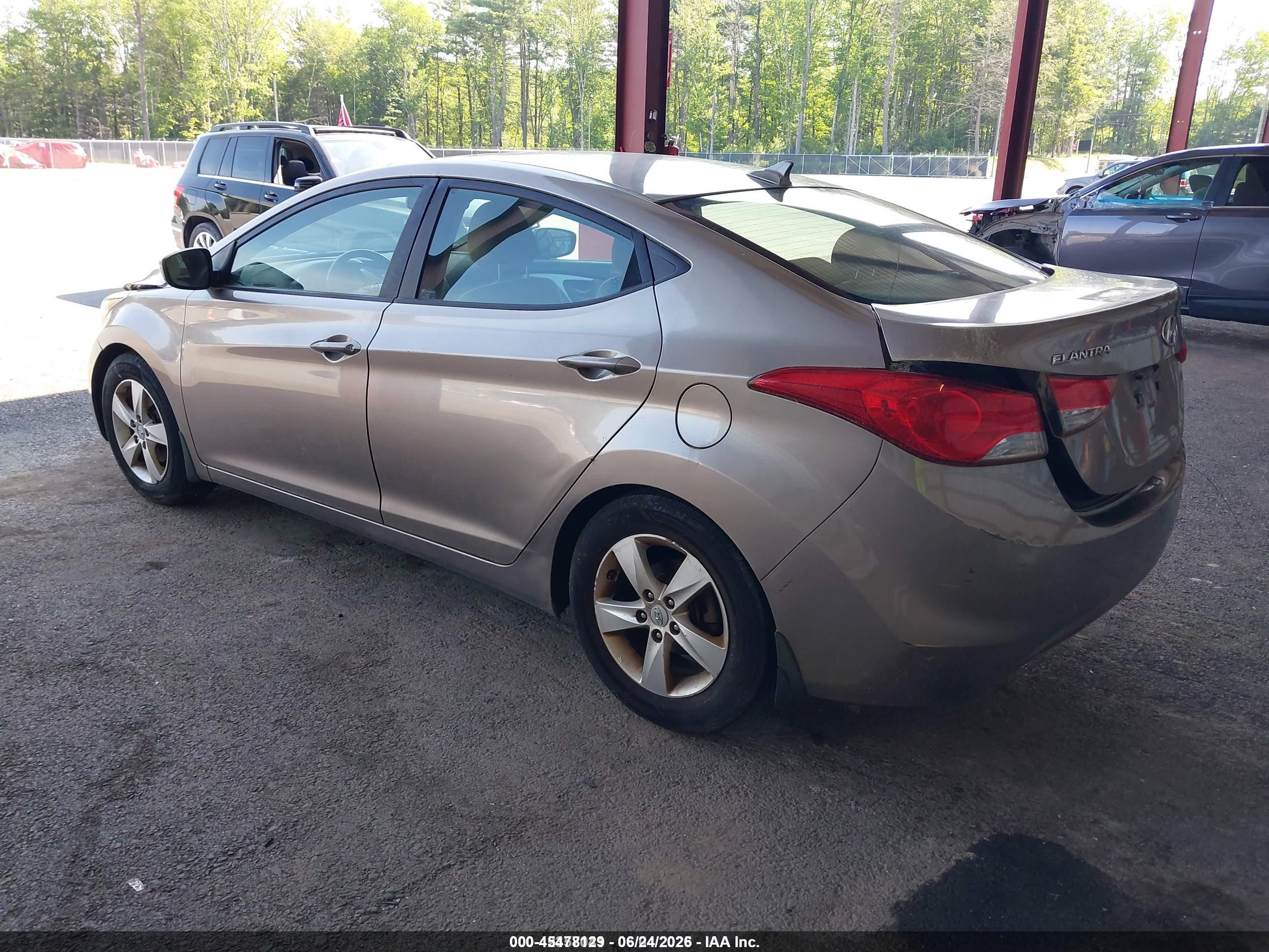 2012 Hyundai Elantra Gls Champagne vin: 5NPDH4AE0CH092259