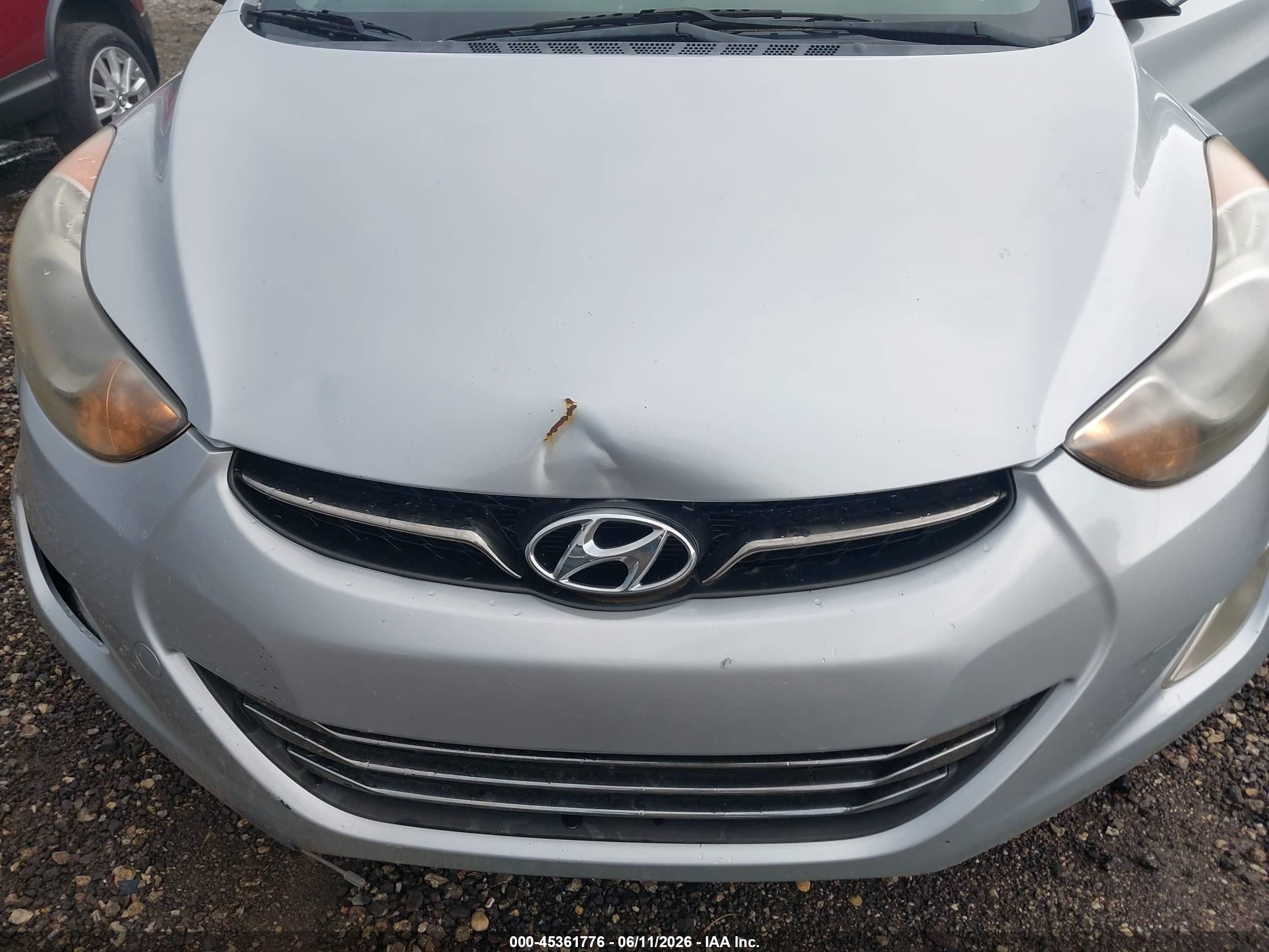 2012 Hyundai Elantra Limited Silver vin: 5NPDH4AE0CH092987