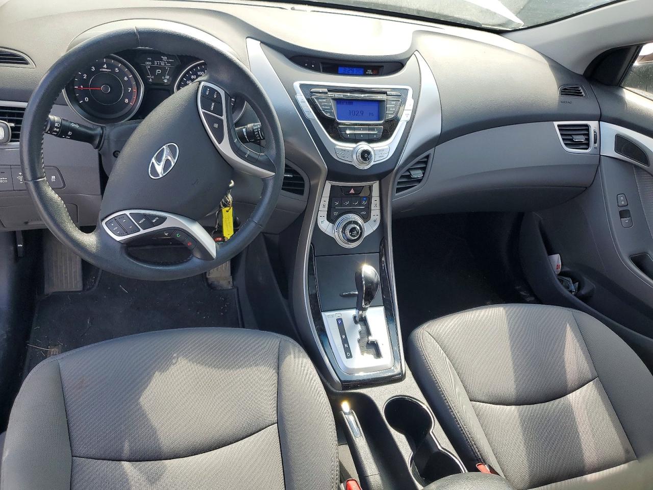 2012 Hyundai Elantra Gls White vin: 5NPDH4AE0CH094125