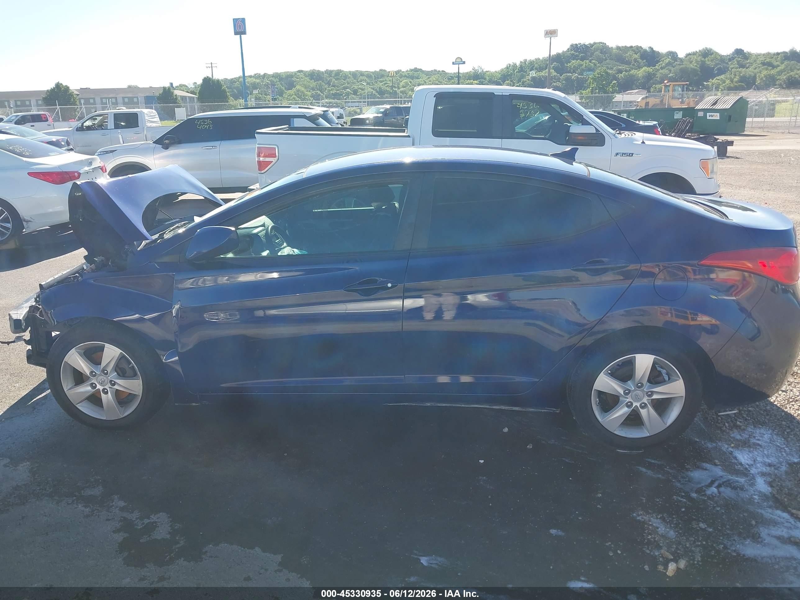 2012 Hyundai Elantra Gls Blue vin: 5NPDH4AE0CH106046