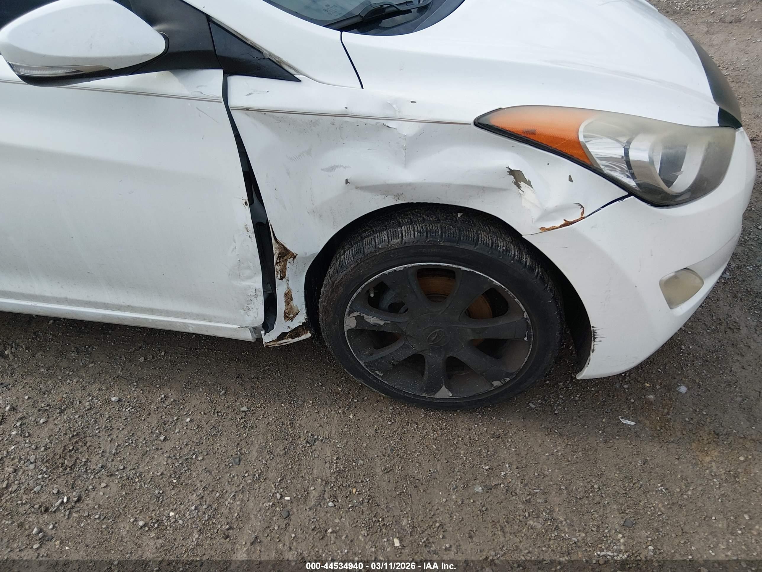 2012 Hyundai Elantra Limited White vin: 5NPDH4AE0CH107536