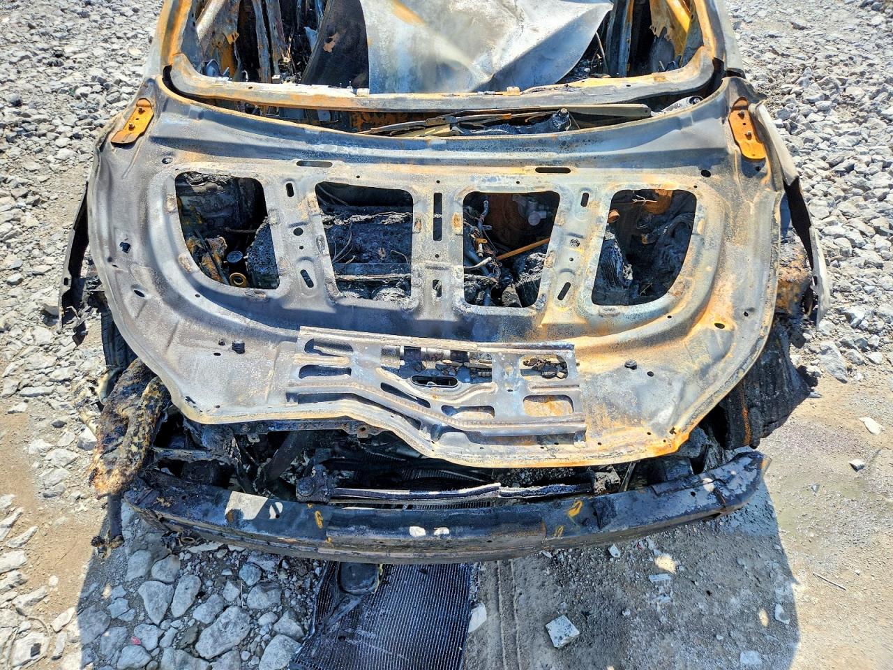 2012 Hyundai Elantra Gls Burn vin: 5NPDH4AE0CH113501