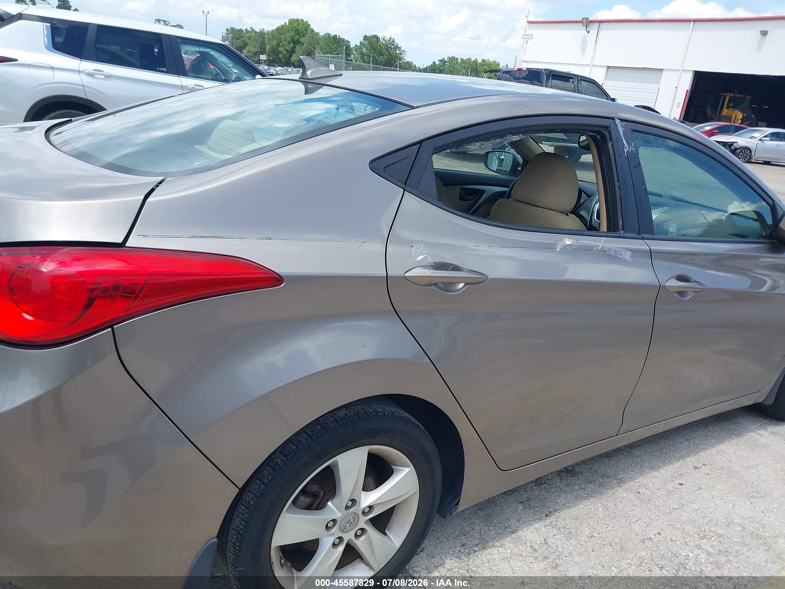 2012 Hyundai Elantra Gls Gold vin: 5NPDH4AE0CH124241