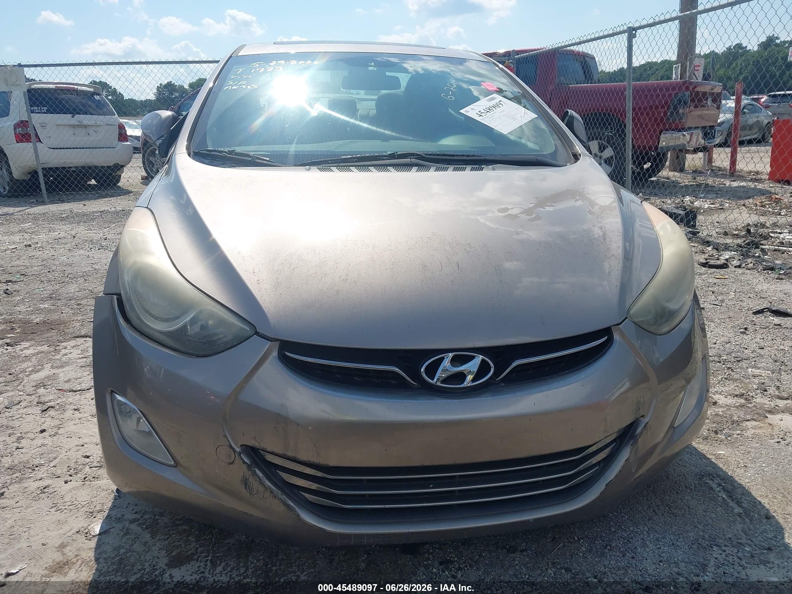2013 Hyundai Elantra Limited Tan vin: 5NPDH4AE0DH152221