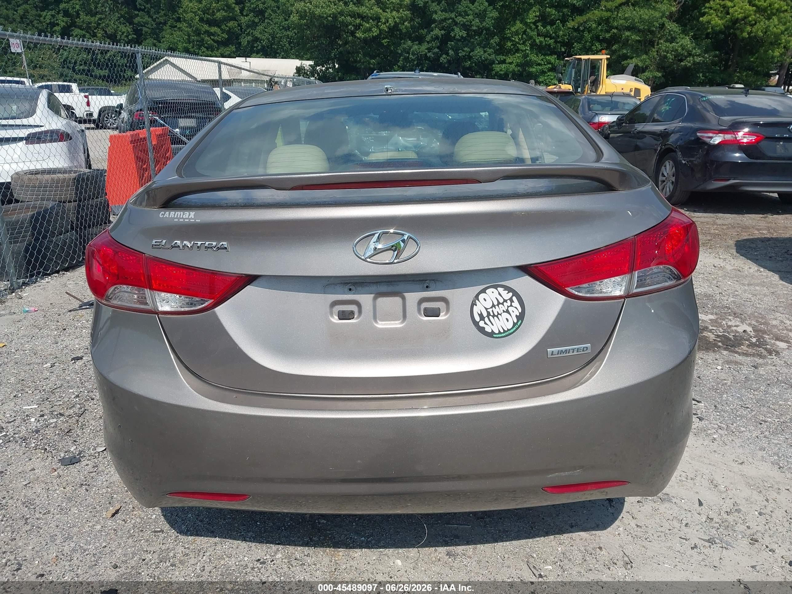 2013 Hyundai Elantra Limited Tan vin: 5NPDH4AE0DH152221