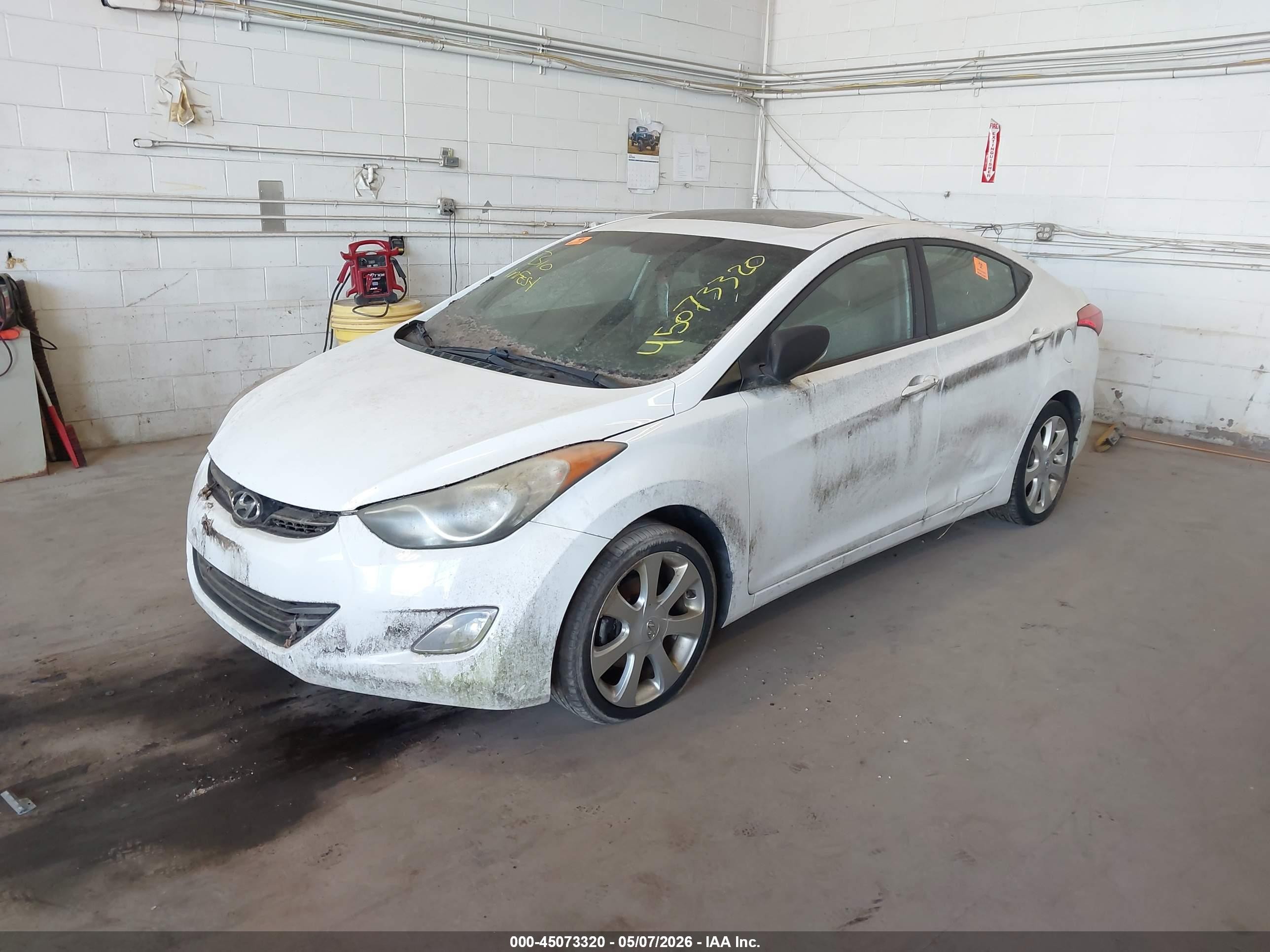 2013 Hyundai Elantra Limited White vin: 5NPDH4AE0DH167883
