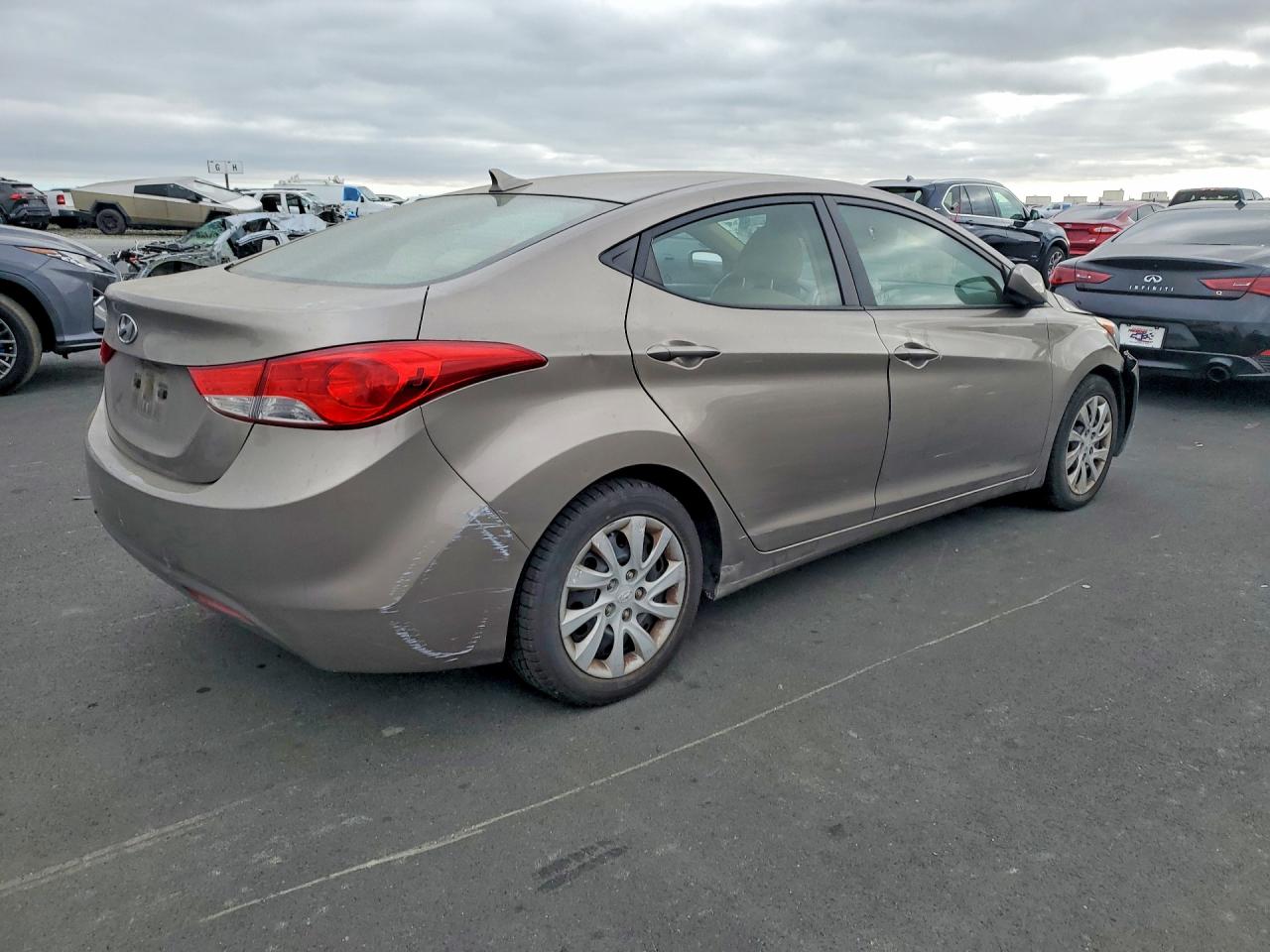 2013 Hyundai Elantra Gls Beige vin: 5NPDH4AE0DH186045
