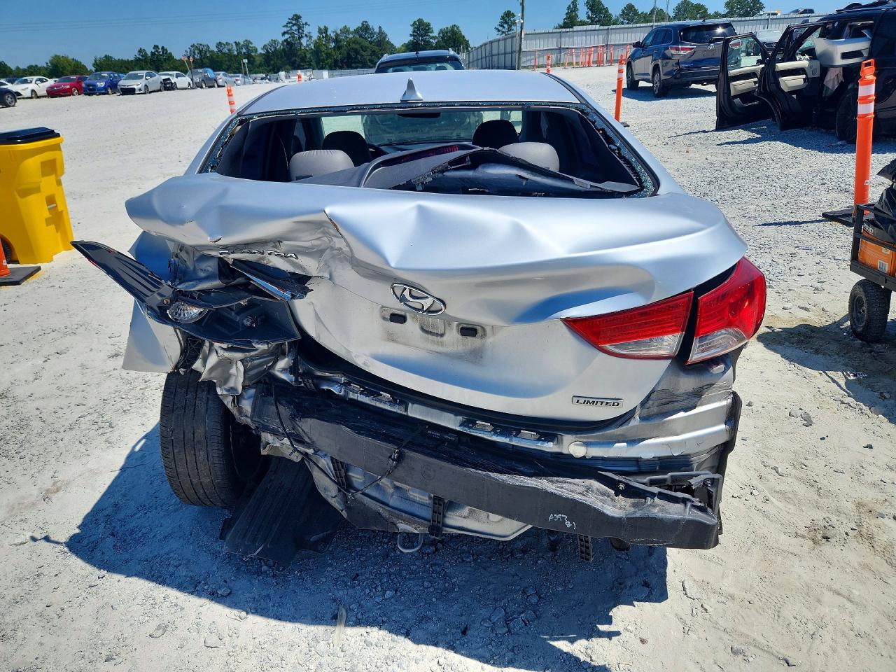 2013 Hyundai Elantra Limited Silver vin: 5NPDH4AE0DH209257