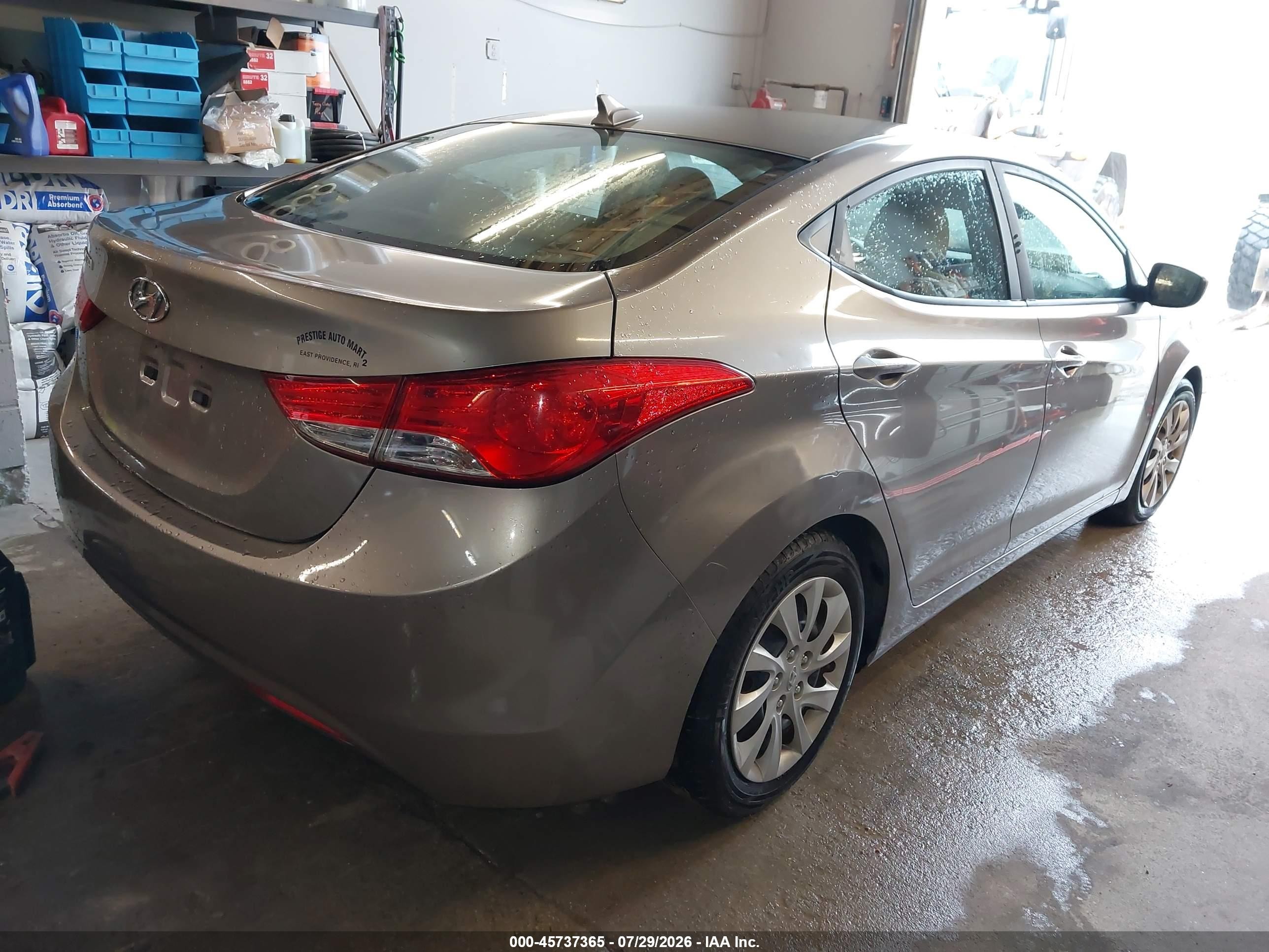 2013 Hyundai Elantra Gls Желто-коричневый vin: 5NPDH4AE0DH224664