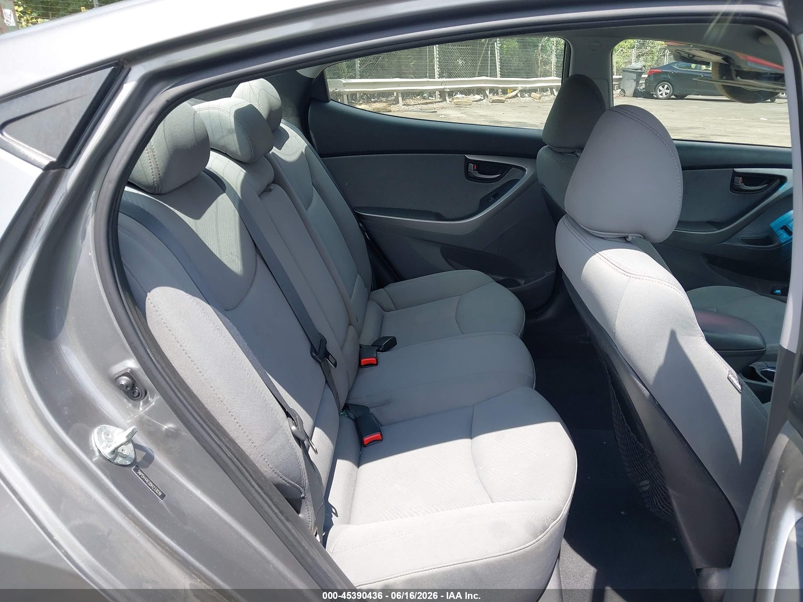 2013 Hyundai Elantra Gls Gray vin: 5NPDH4AE0DH233039