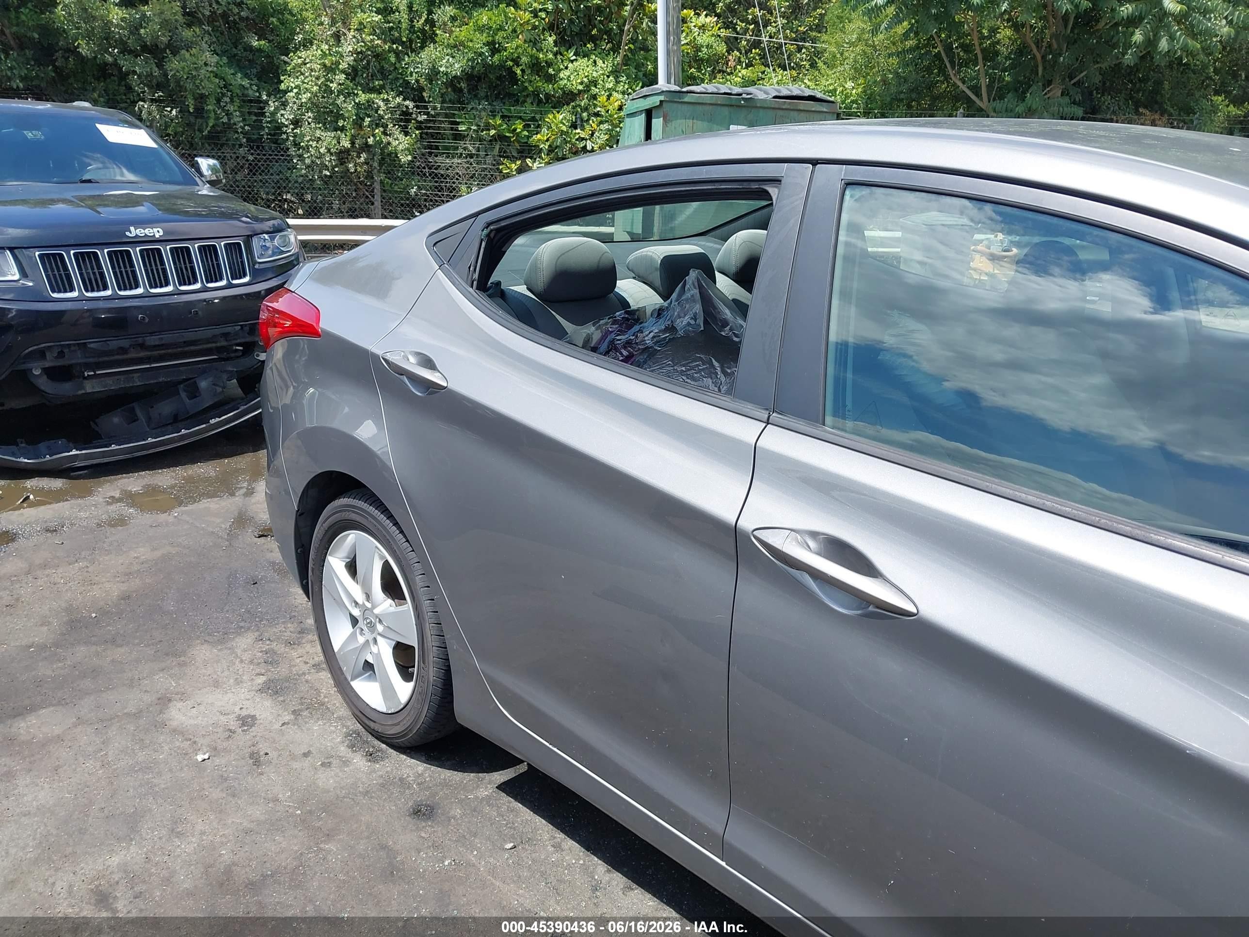 2013 Hyundai Elantra Gls Gray vin: 5NPDH4AE0DH233039