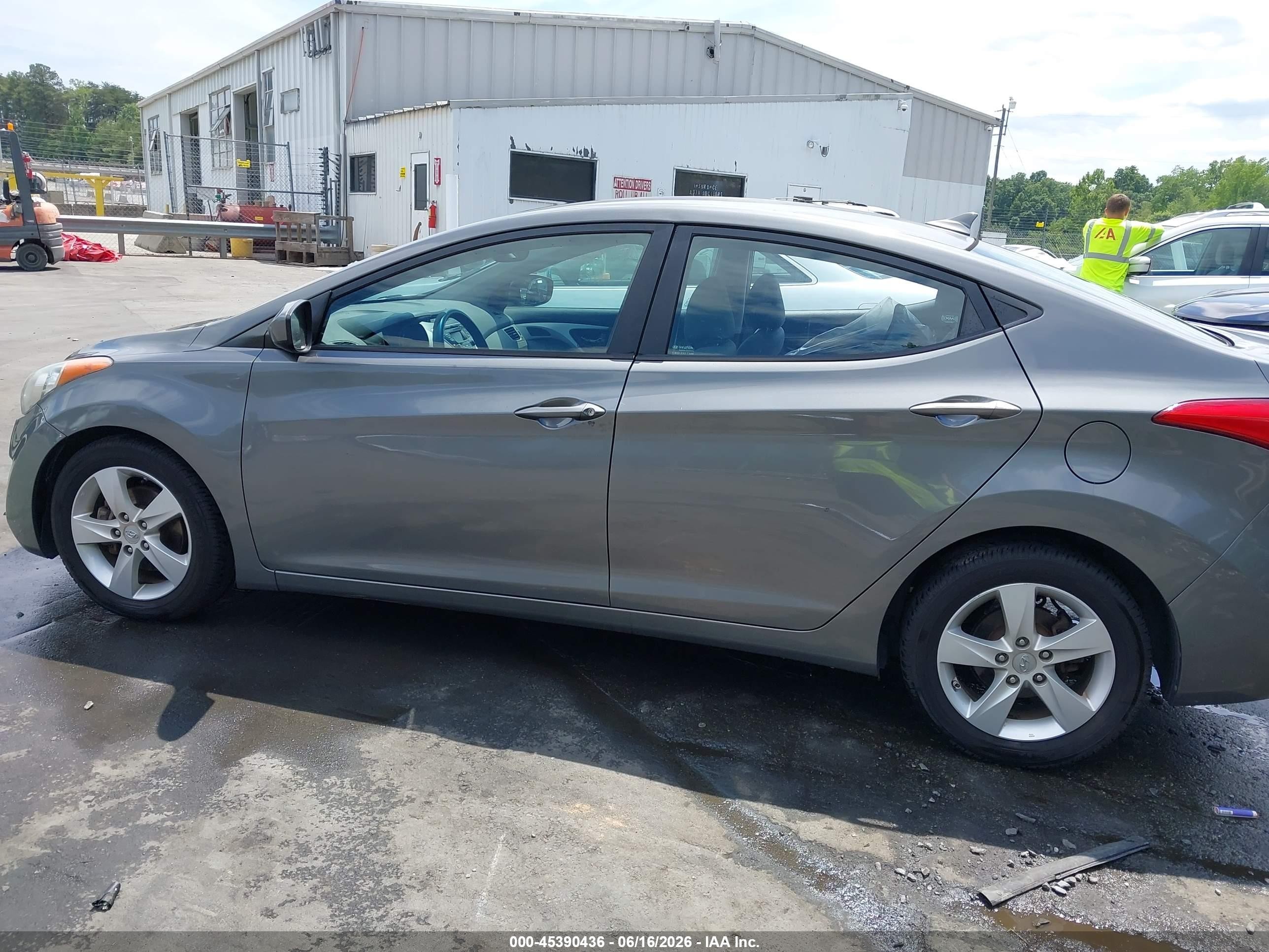 2013 Hyundai Elantra Gls Gray vin: 5NPDH4AE0DH233039