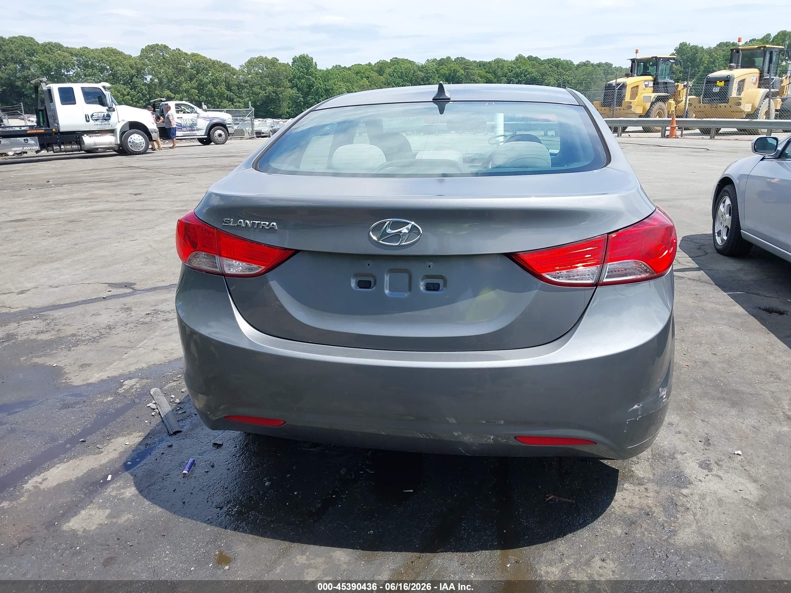 2013 Hyundai Elantra Gls Gray vin: 5NPDH4AE0DH233039