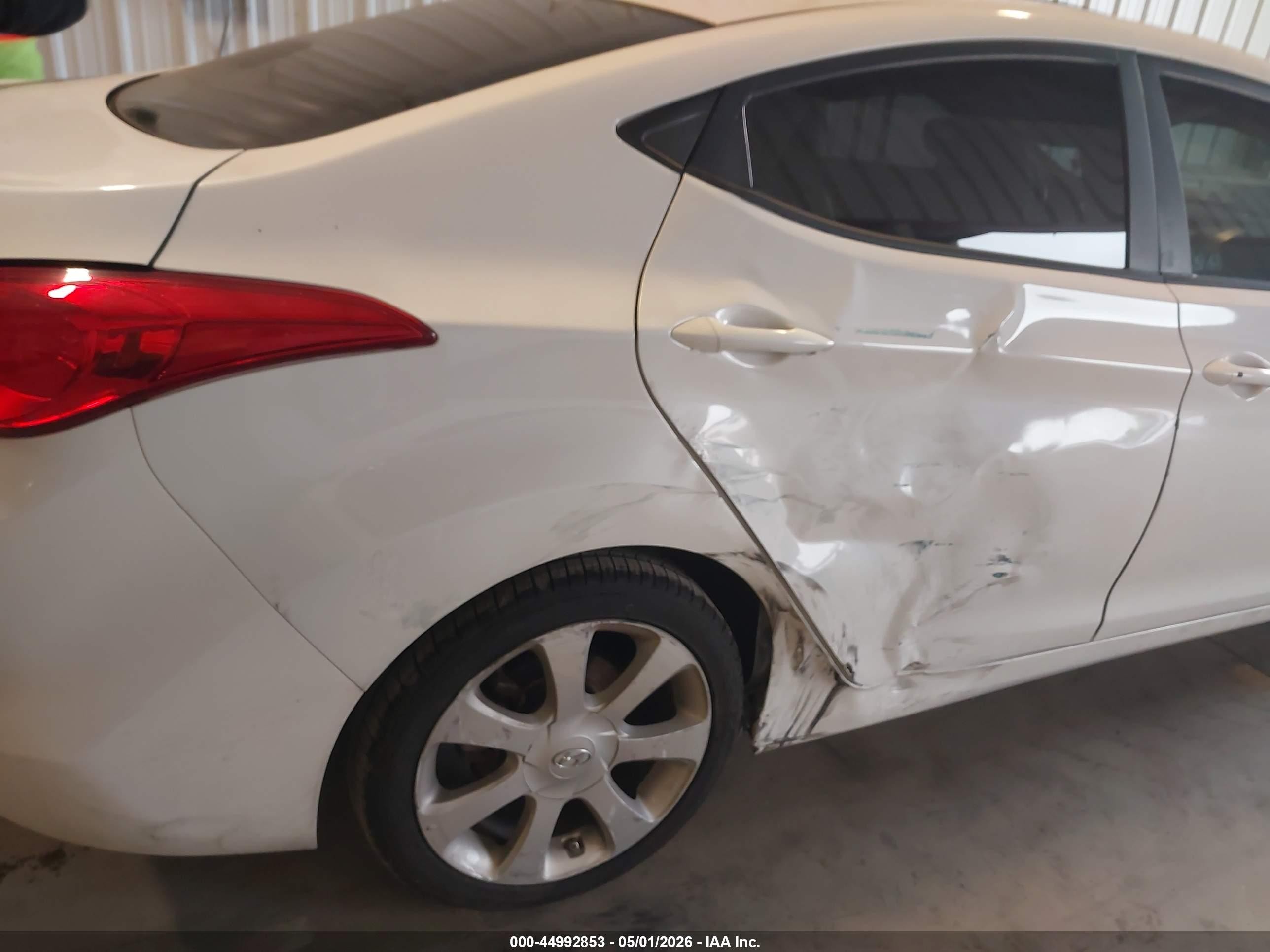 2013 Hyundai Elantra Limited White vin: 5NPDH4AE0DH237401