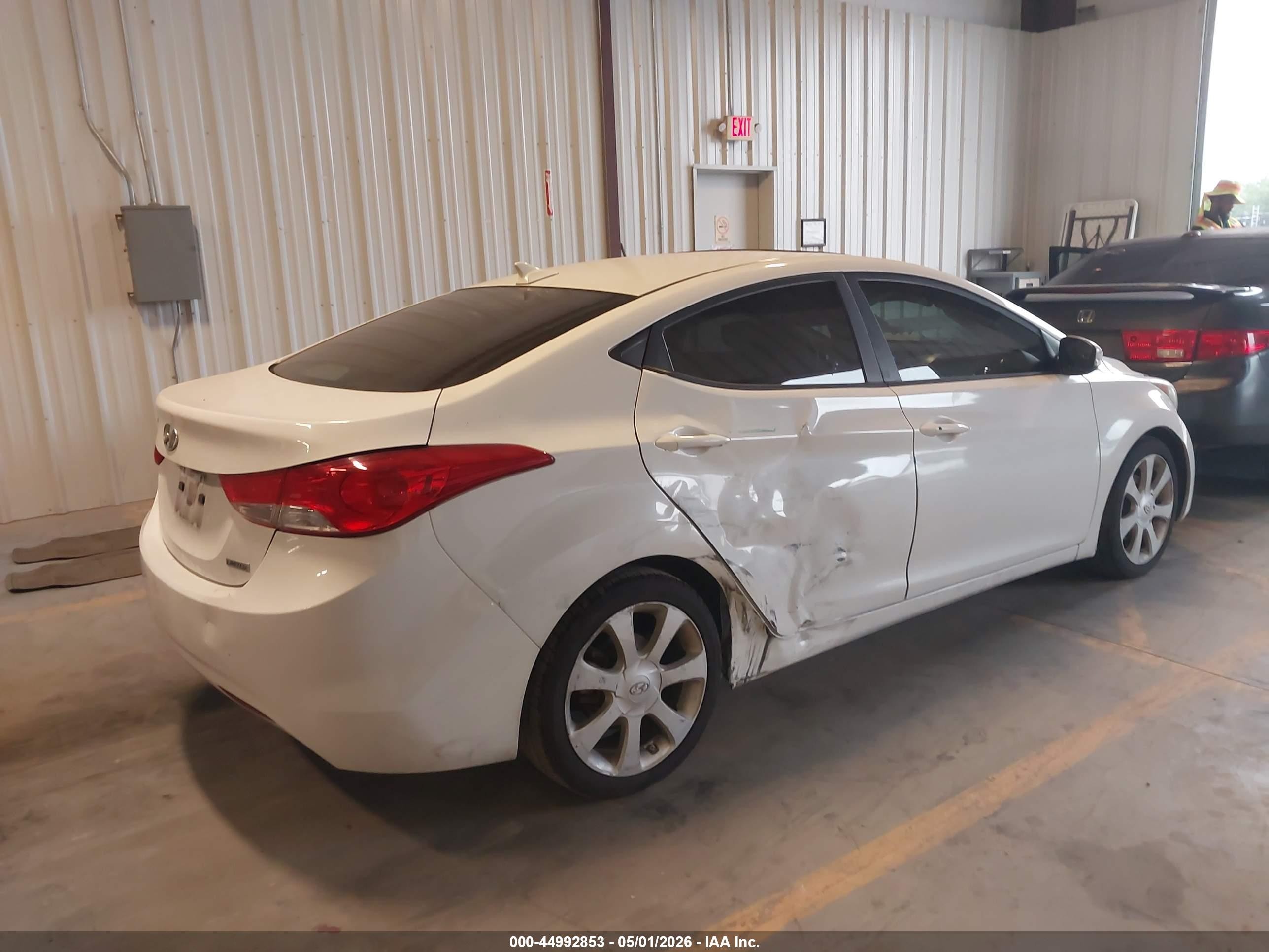 2013 Hyundai Elantra Limited White vin: 5NPDH4AE0DH237401