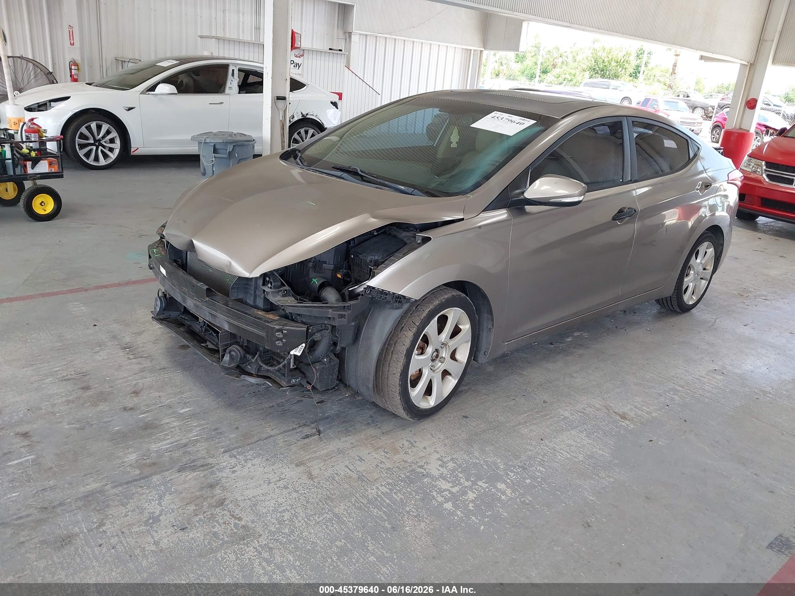 2013 Hyundai Elantra Limited Brown vin: 5NPDH4AE0DH240511