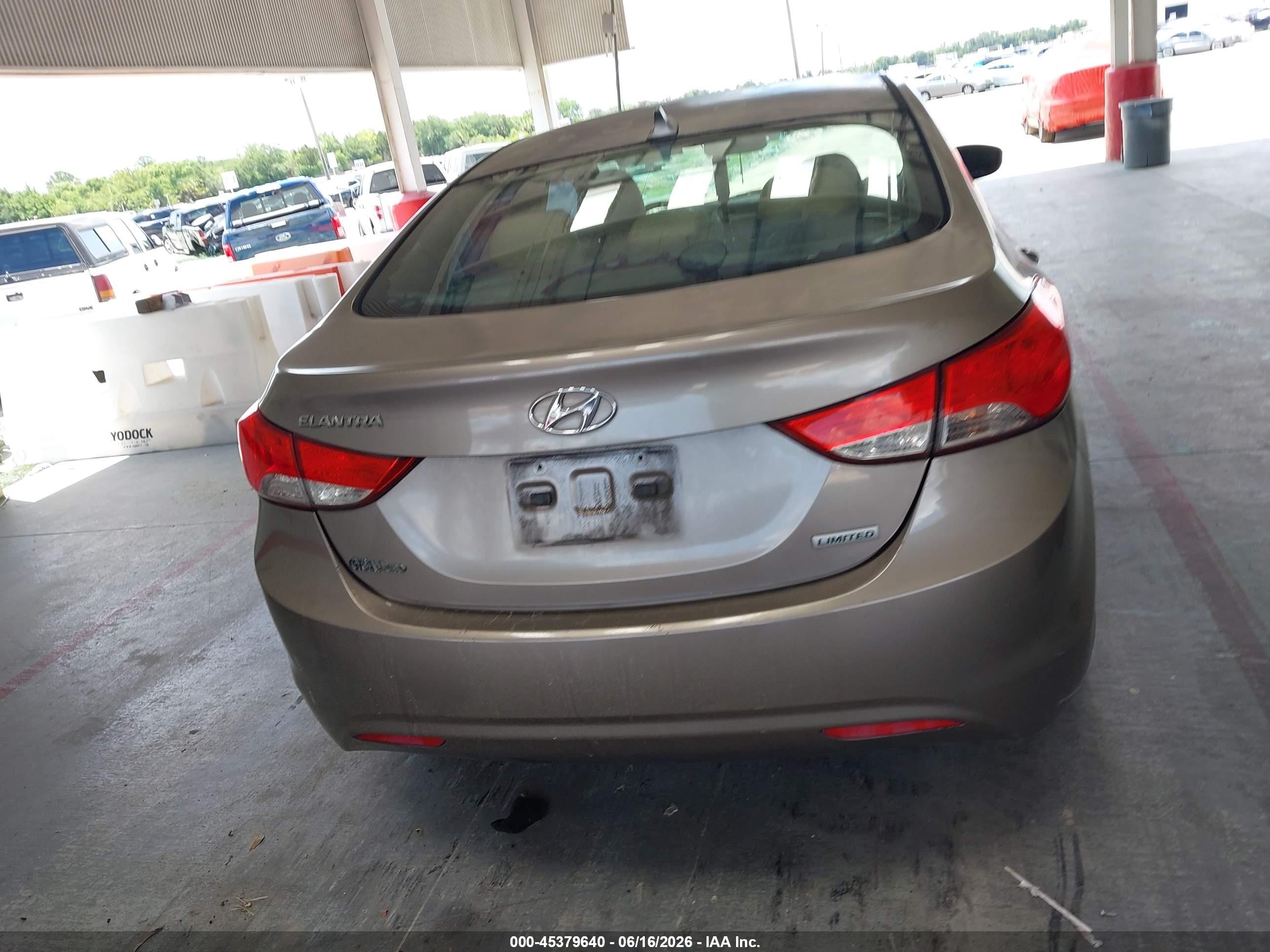 2013 Hyundai Elantra Limited Brown vin: 5NPDH4AE0DH240511