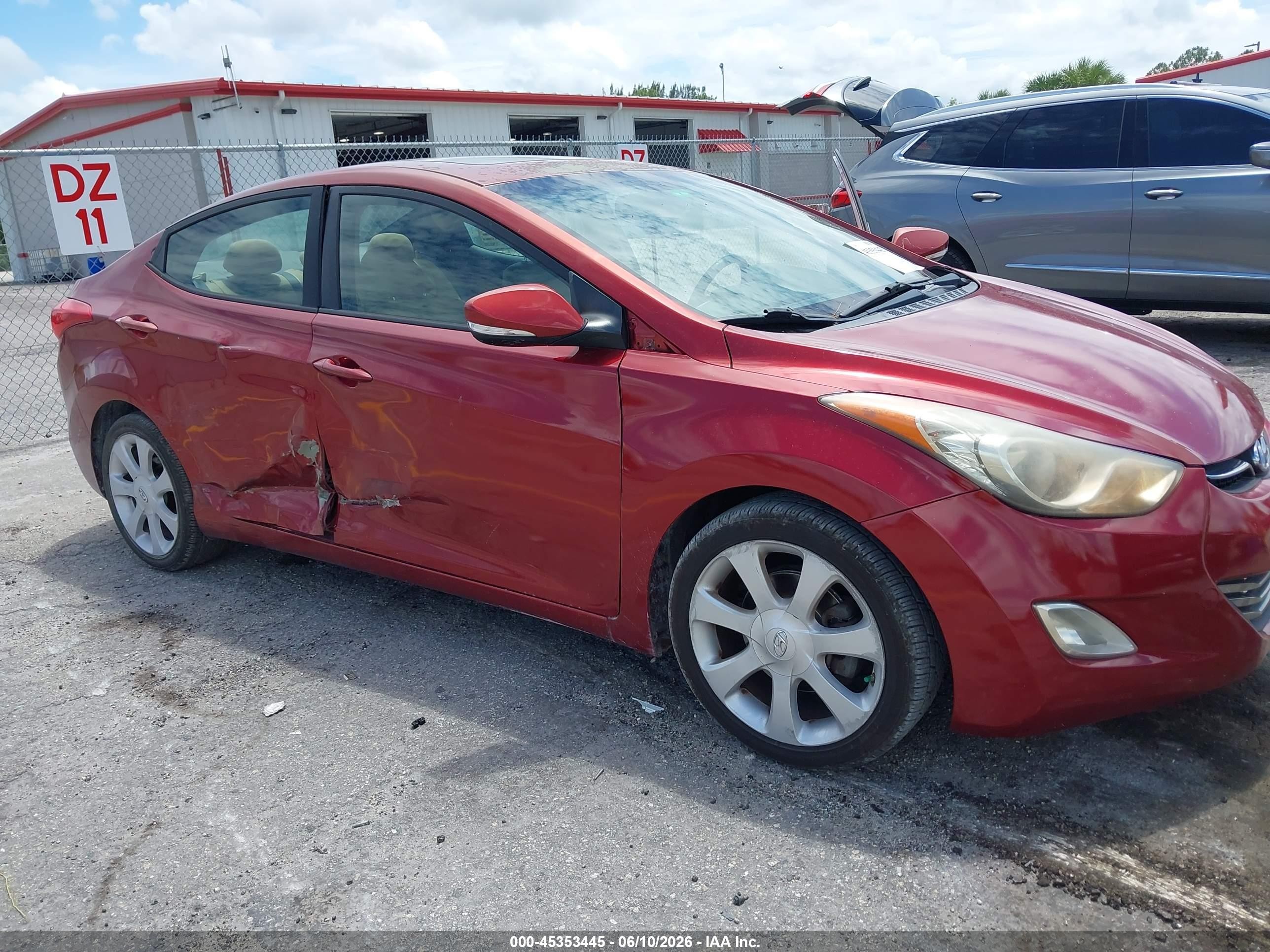 2013 Hyundai Elantra Limited Red vin: 5NPDH4AE0DH242405