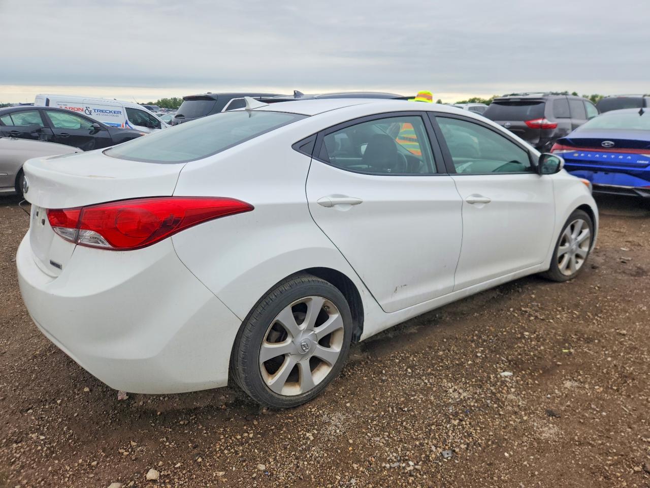2013 Hyundai Elantra Limited White vin: 5NPDH4AE0DH244686