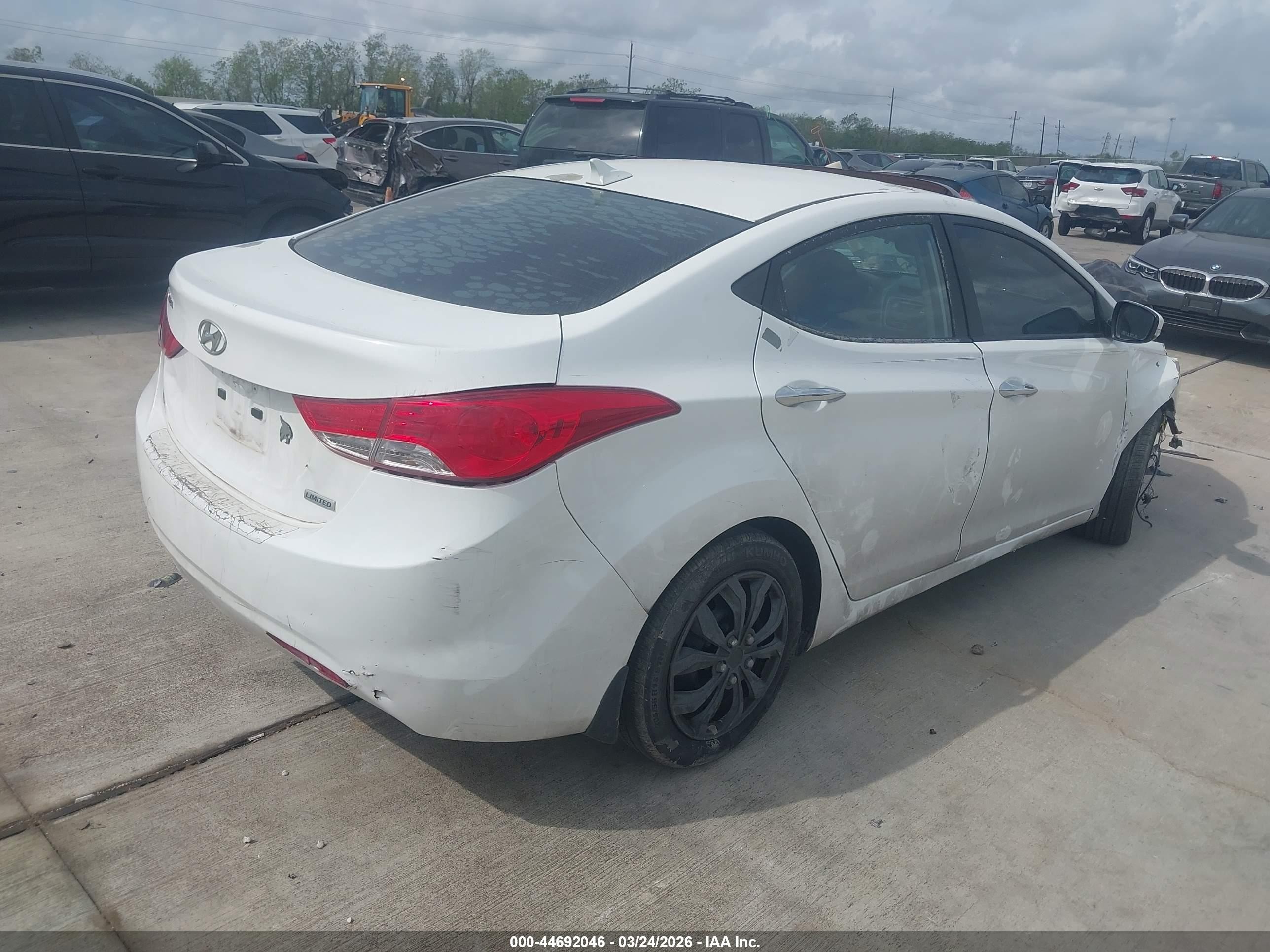 2013 Hyundai Elantra Limited White vin: 5NPDH4AE0DH247281