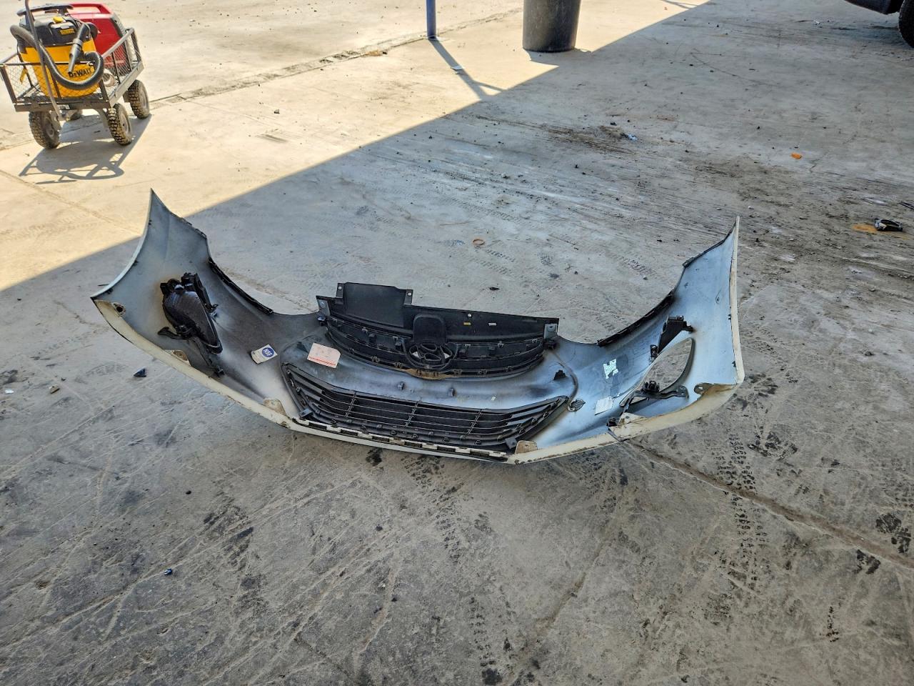 2013 Hyundai Elantra Gls White vin: 5NPDH4AE0DH264727