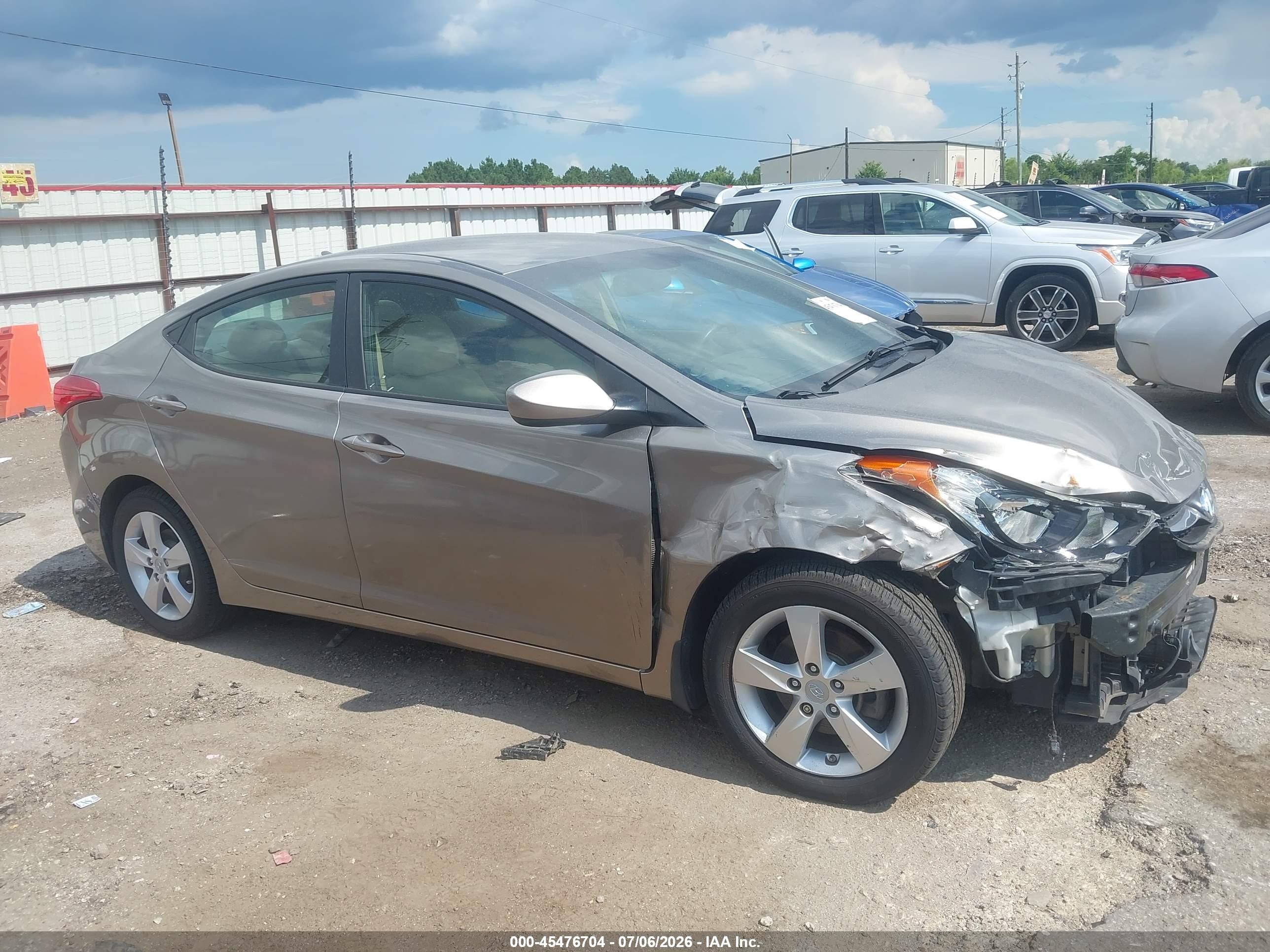 2013 Hyundai Elantra Gls Beige vin: 5NPDH4AE0DH267613