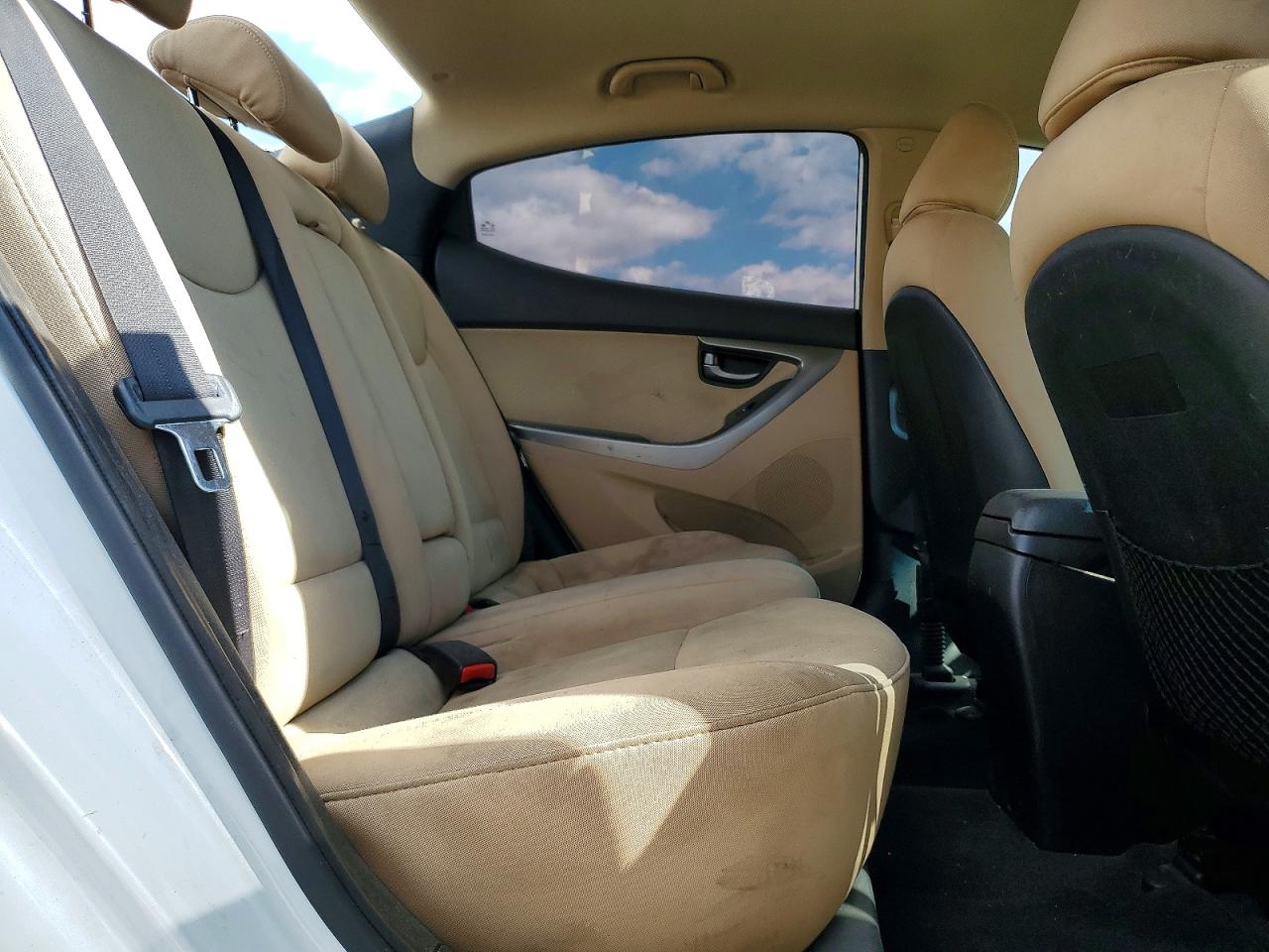 2013 Hyundai Elantra Gls White vin: 5NPDH4AE0DH288672