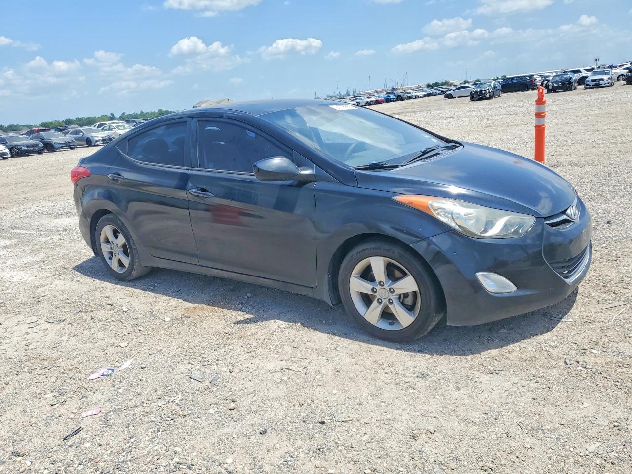 2013 Hyundai Elantra Black vin: 5NPDH4AE0DH295556