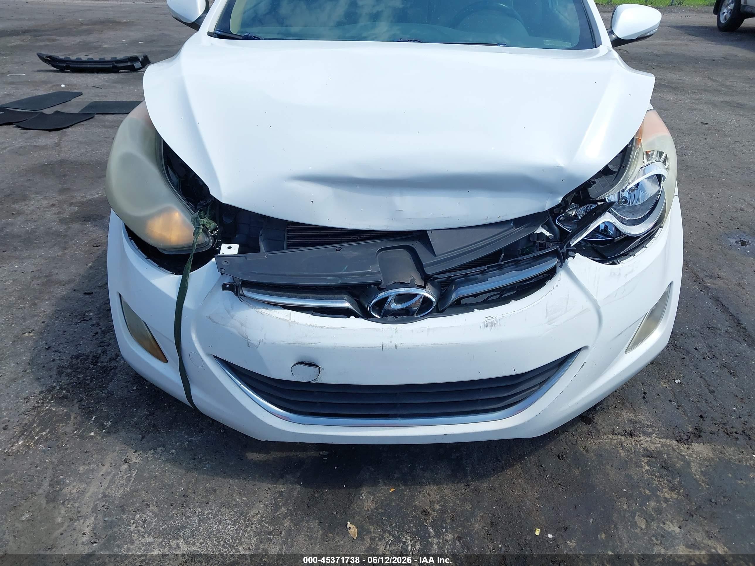 2013 Hyundai Elantra Limited White vin: 5NPDH4AE0DH329334